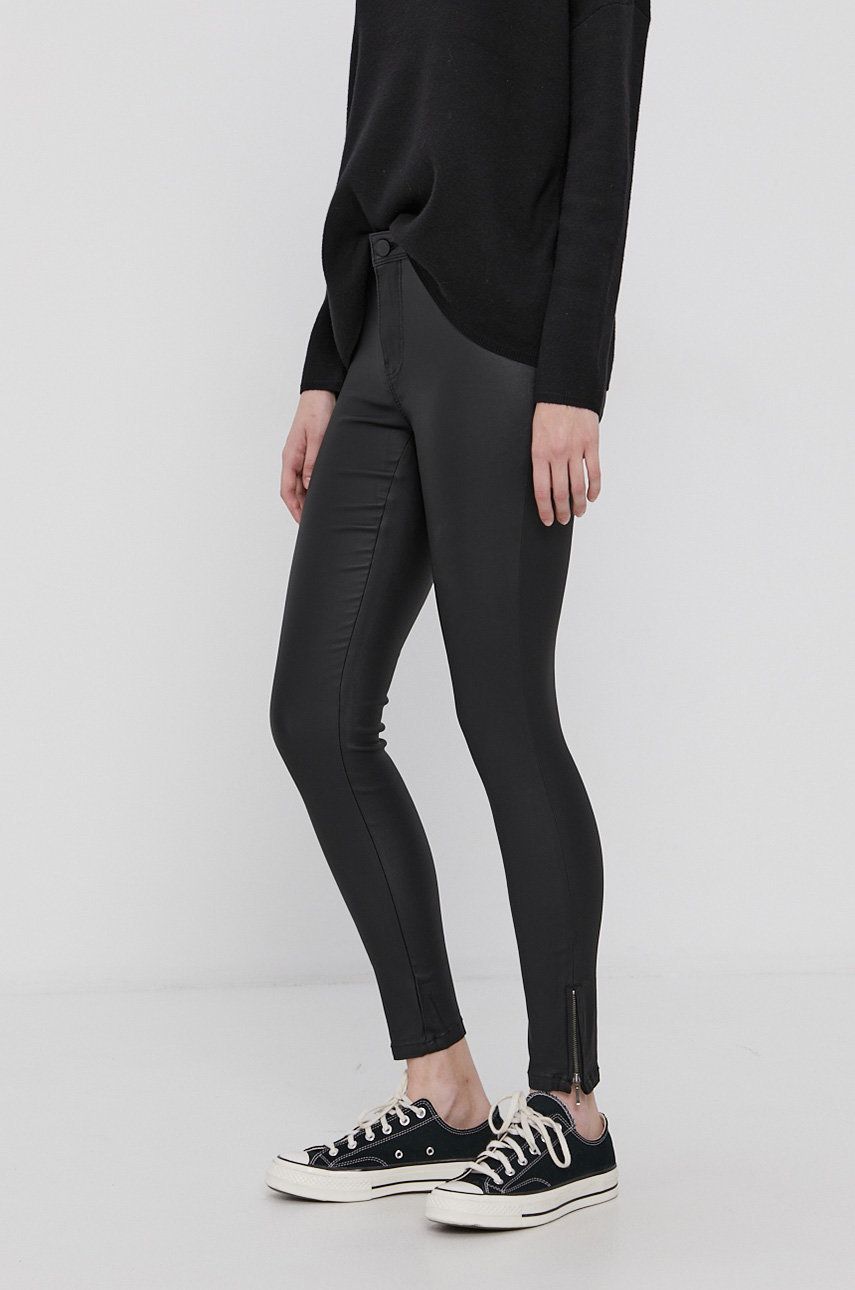 Noisy May Spodnie damskie kolor czarny dopasowane medium waist