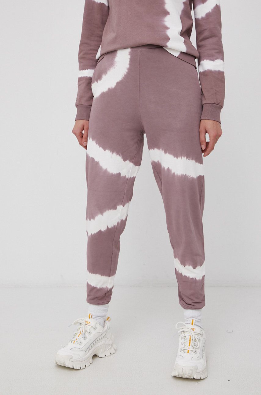 JDY Spodnie bawełniane damskie kolor fioletowy wzorzyste
