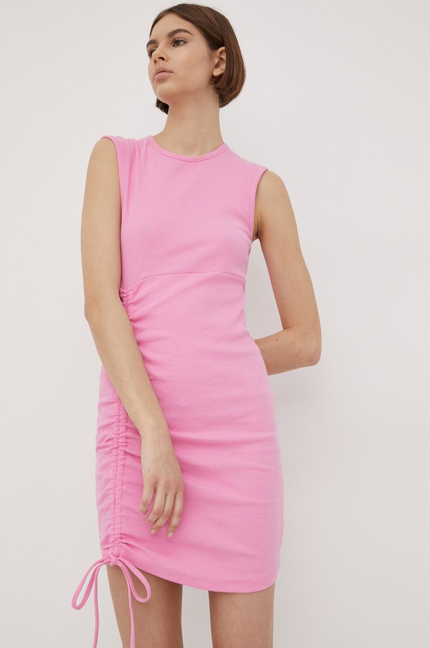 Noisy May sukienka kolor różowy mini dopasowana rozmiar S,M,L,XL,XS