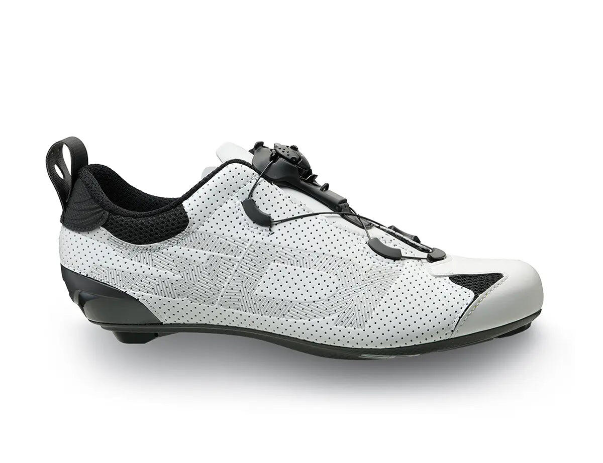 Białe buty TRI-SIXTY