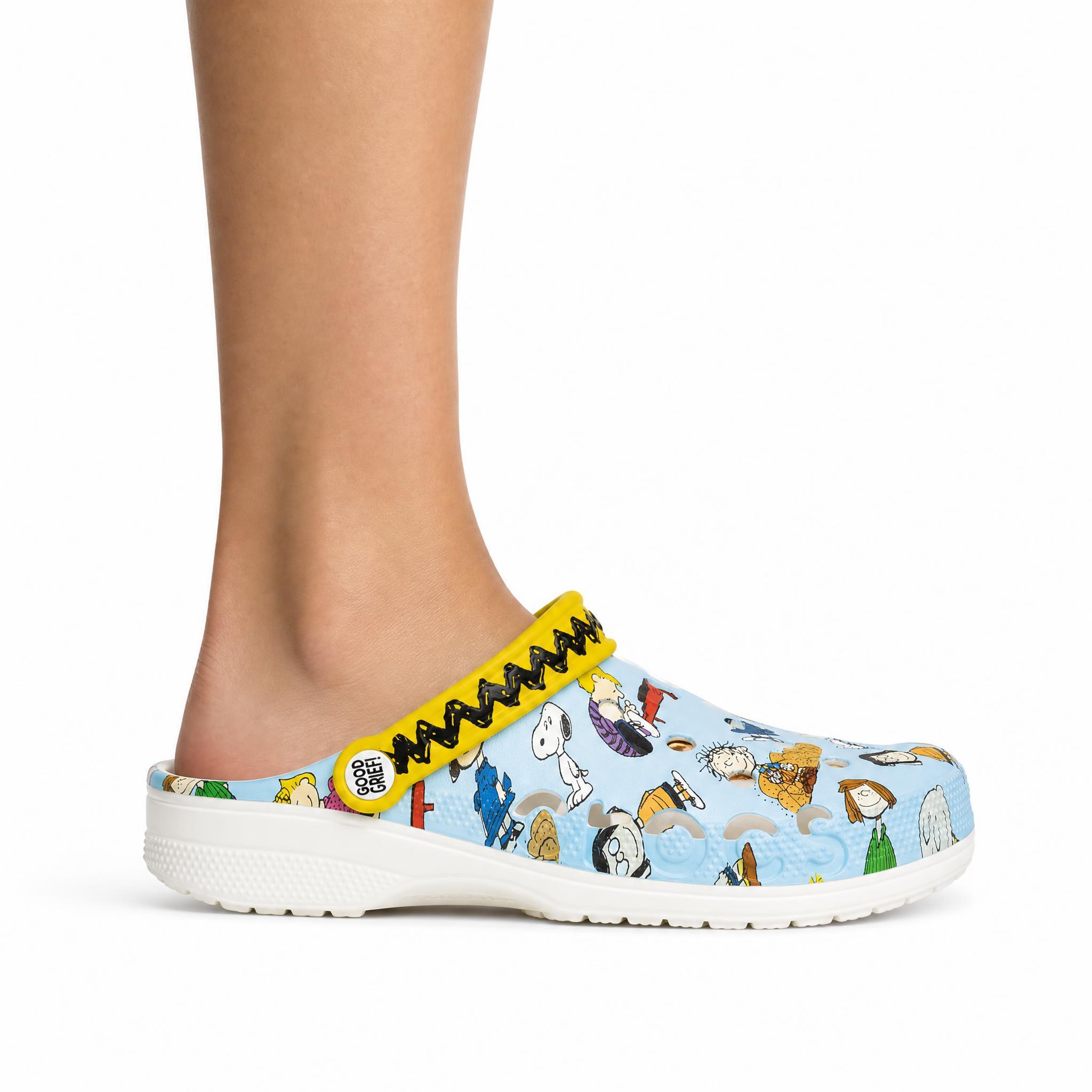 Klapki chodaki sportowe unisex Crocs PEANUTS BAYA CLOG