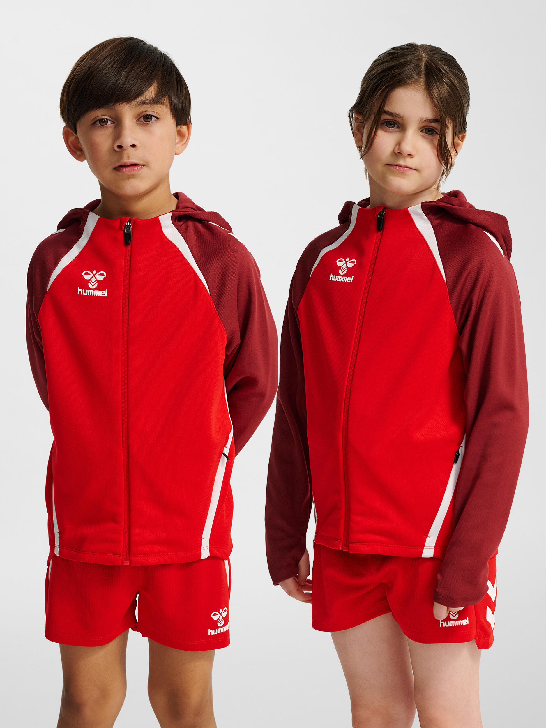 Dziecięca bluza dresowa z kapturem Hummel Lead 2.0