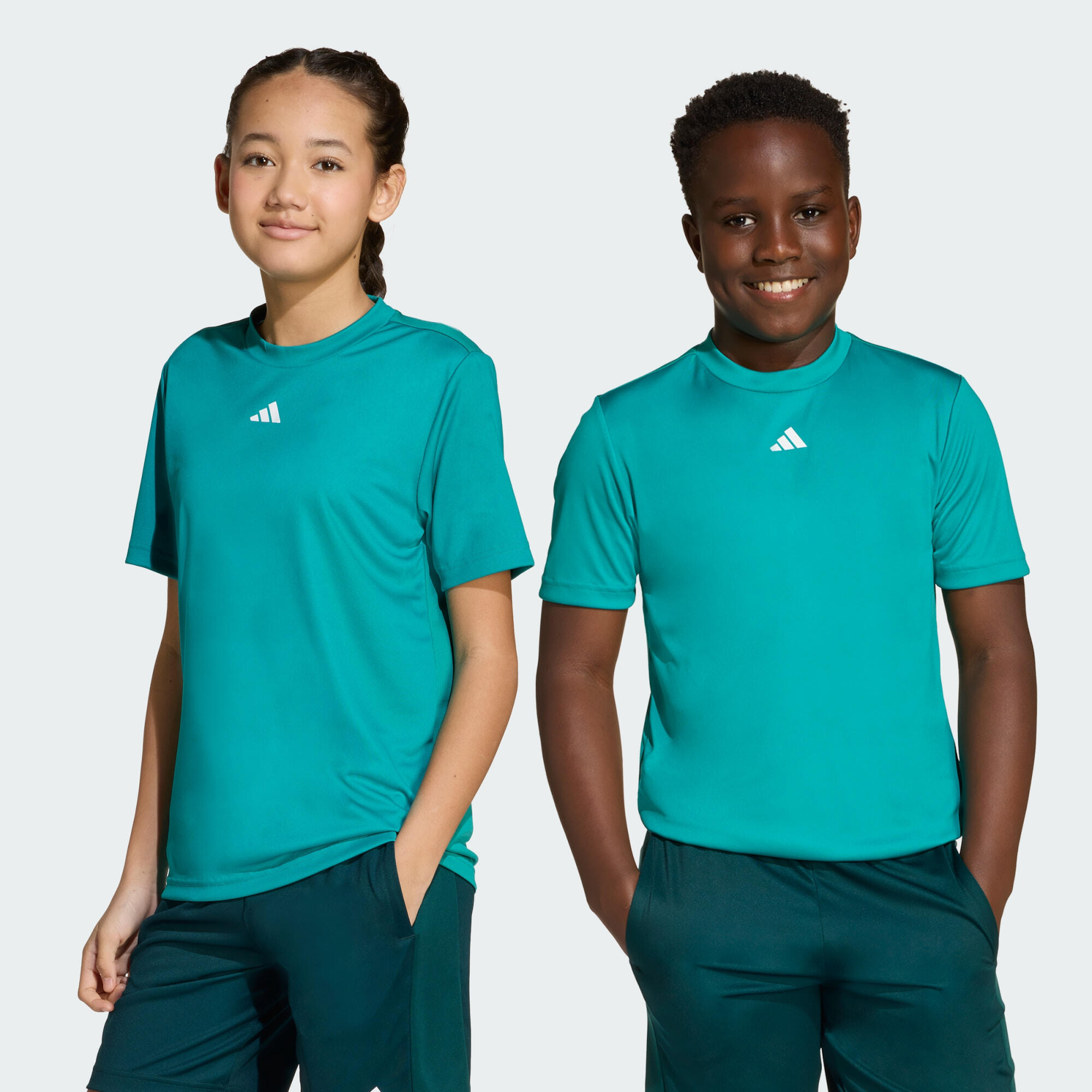 Koszulka Train Essentials Logo Regular Fit Kids