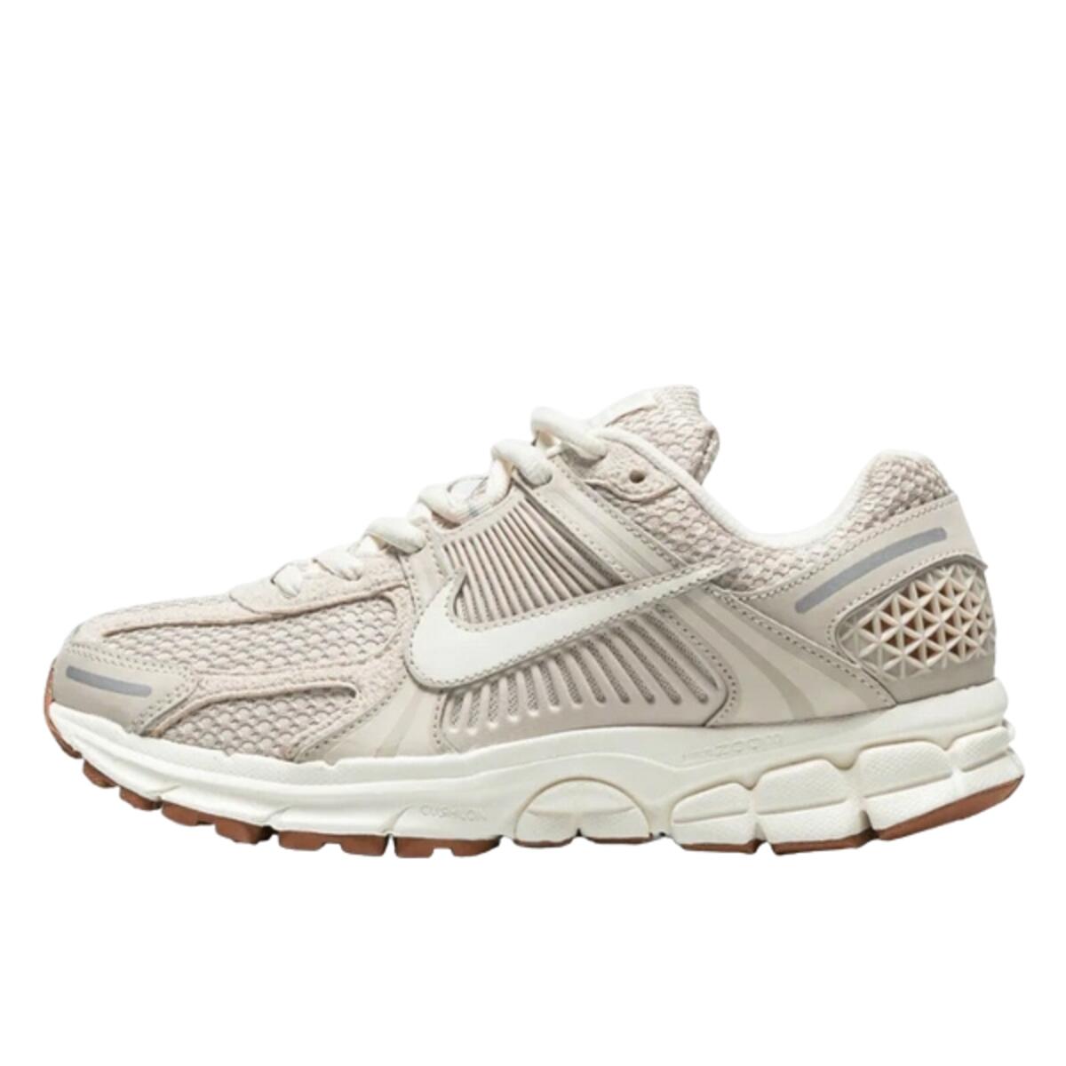 Buty do chodzenia dla dorosłych Nike Zoom Vomero 5 Light Orewood Brown