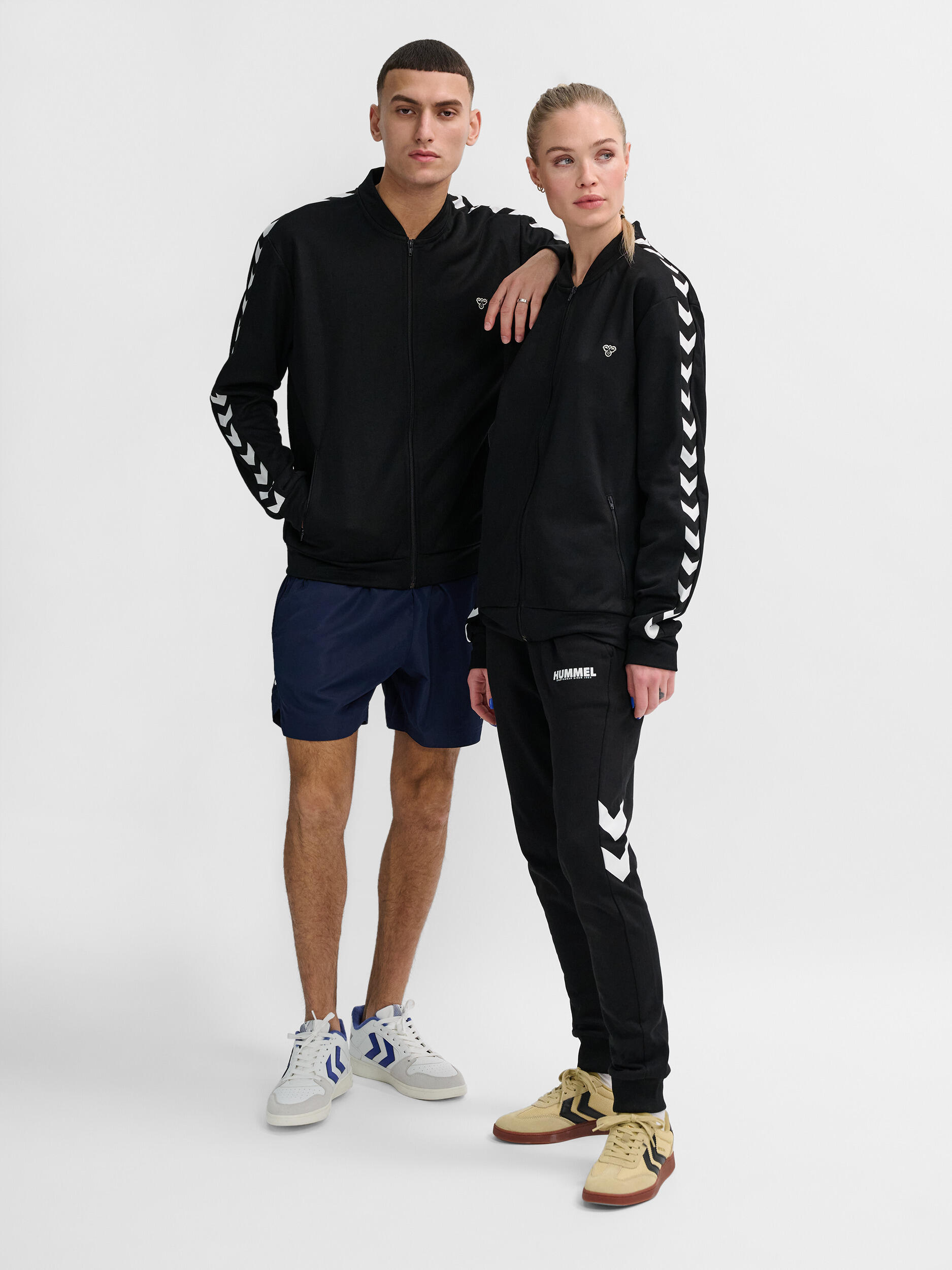 Kurtka z dresu Hummel Hmlarchive Regular Poly