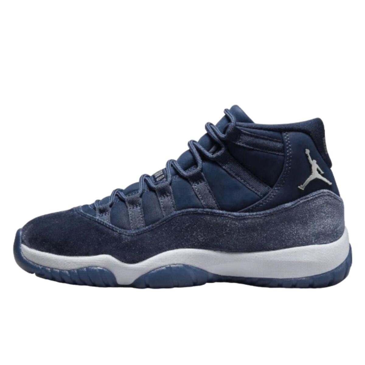 Air Jordan 11 Retro Midnight Navy