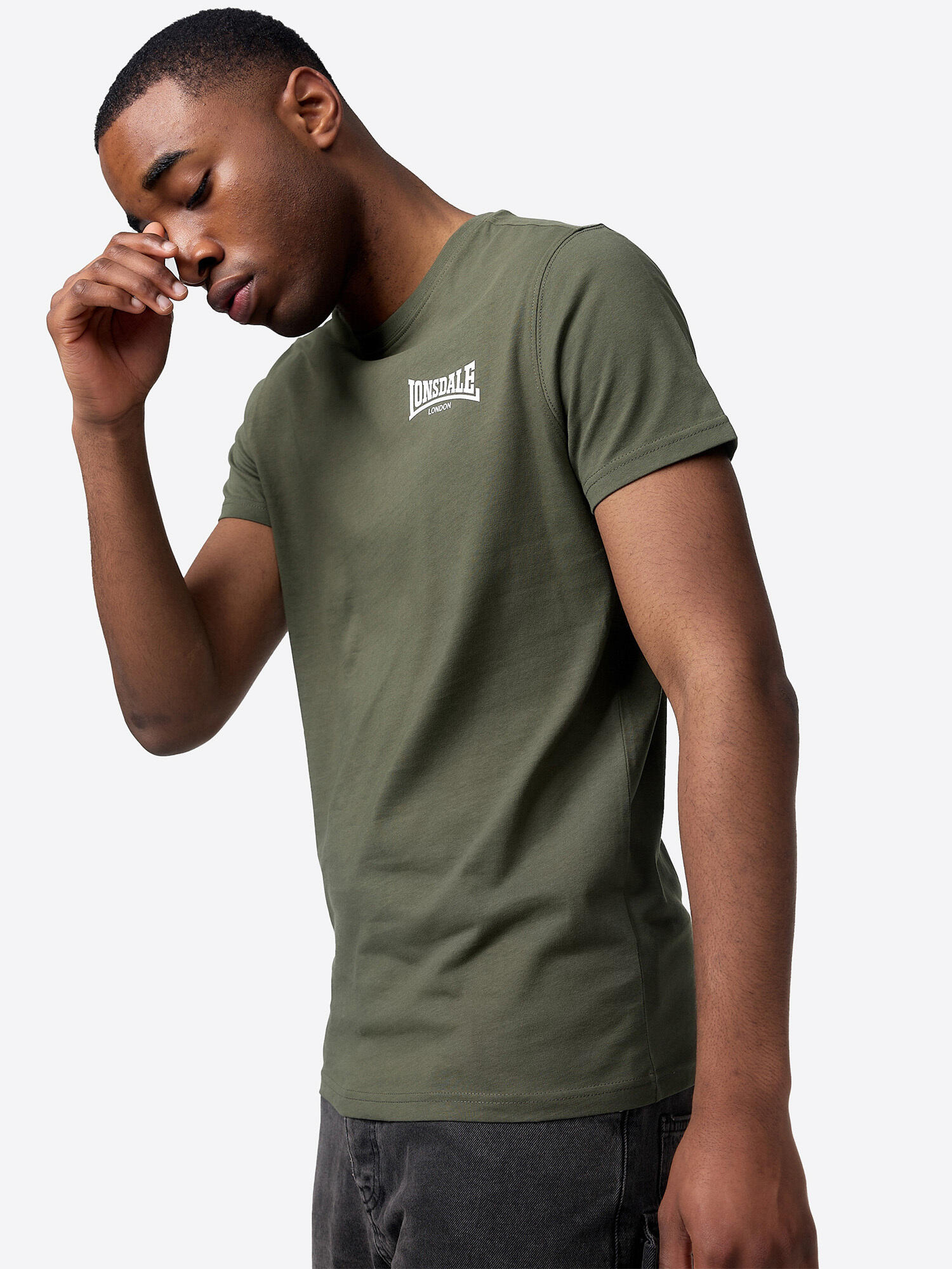 T-shirt o wąskim kroju Lonsdale Elmdon