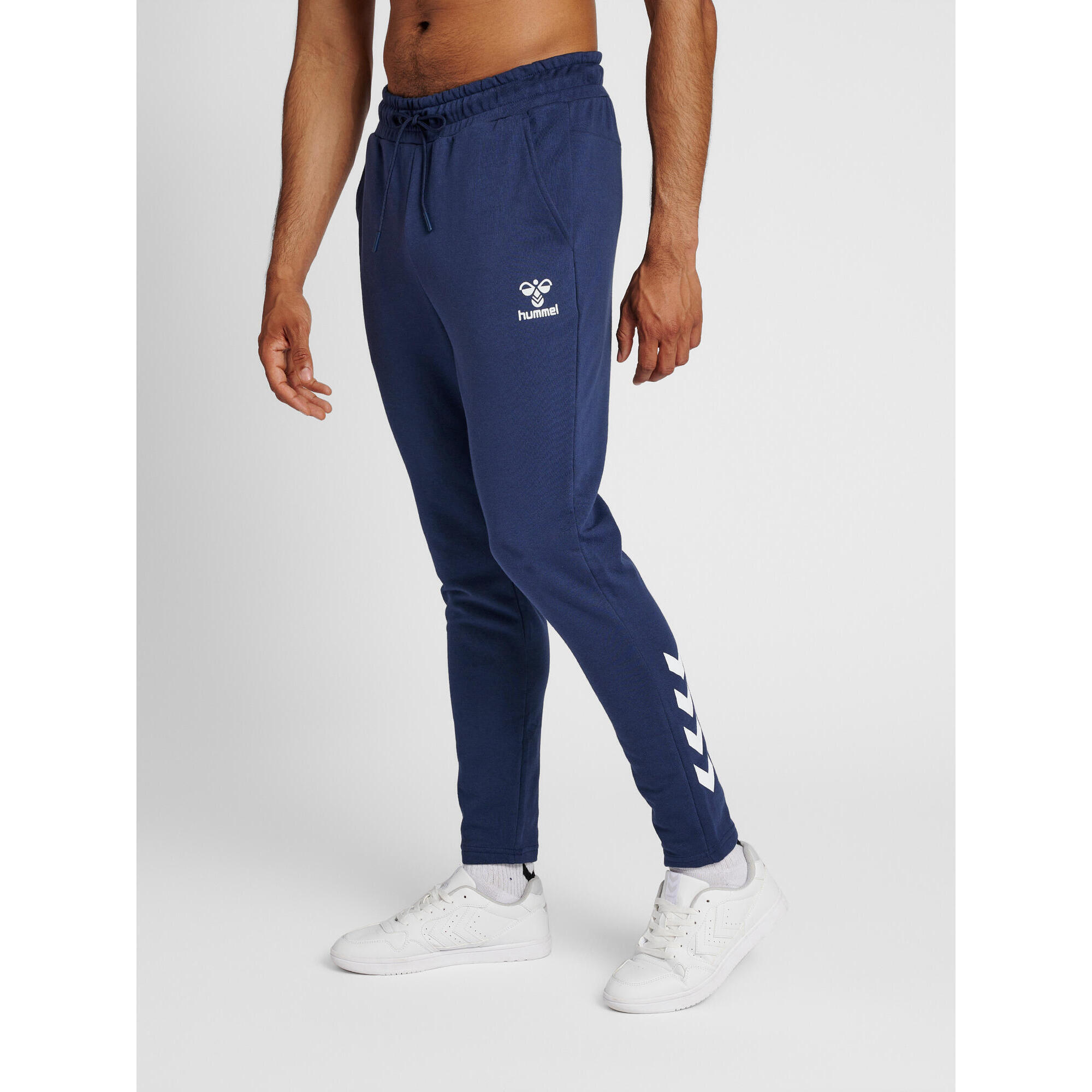Stożkowy kombinezon do joggingu Hummel Sam 2.0