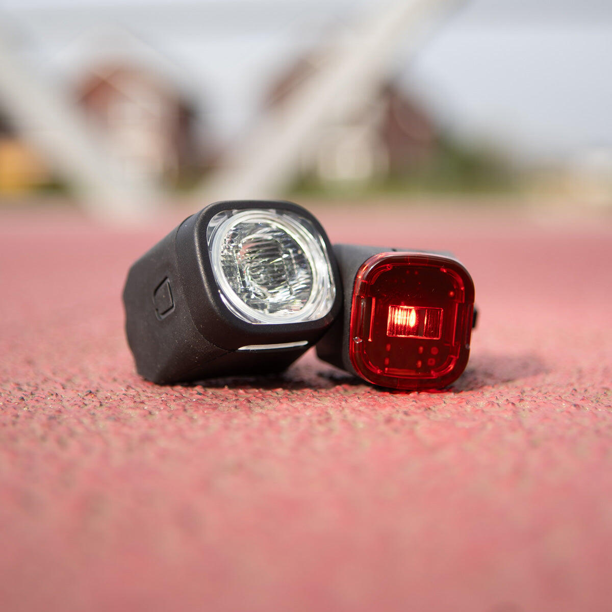 Zestaw oświetlenia rowerowego z ładowaniem USB, 30 luksów