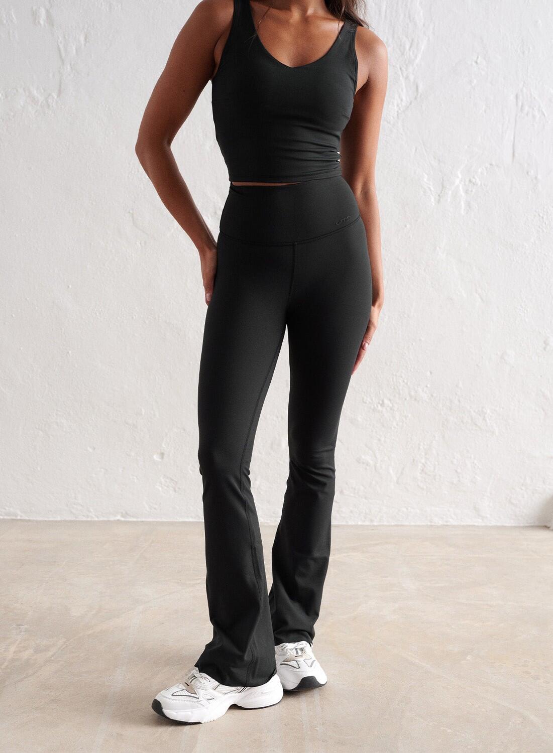 Damskie legginsy rozszerzane, wysoki stan, squat proof dla niskich Sense czarne