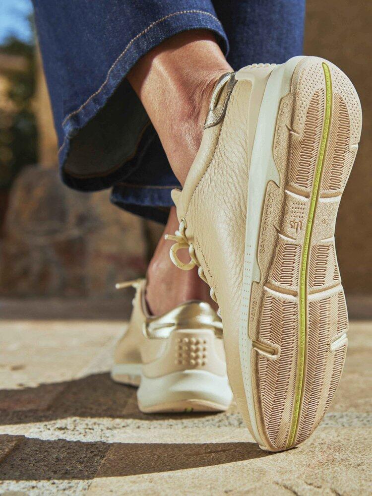 Damskie skórzane buty sportowe TBS Confort