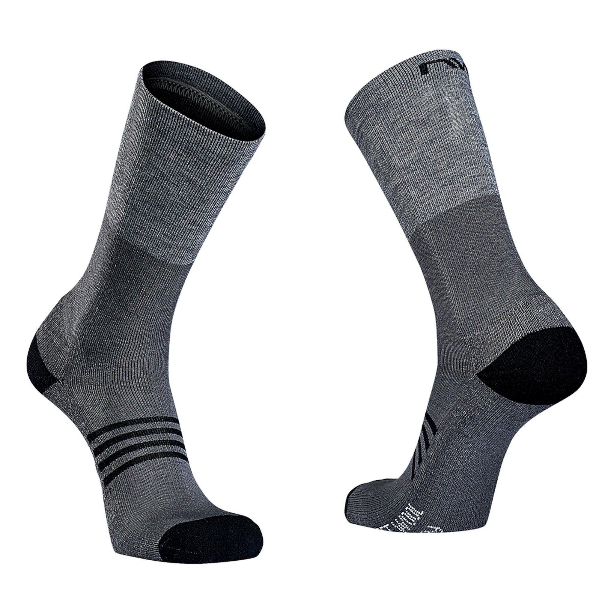 Skarpety rowerowe NORTHWAVE EXTREME PRO HIGH SOCK