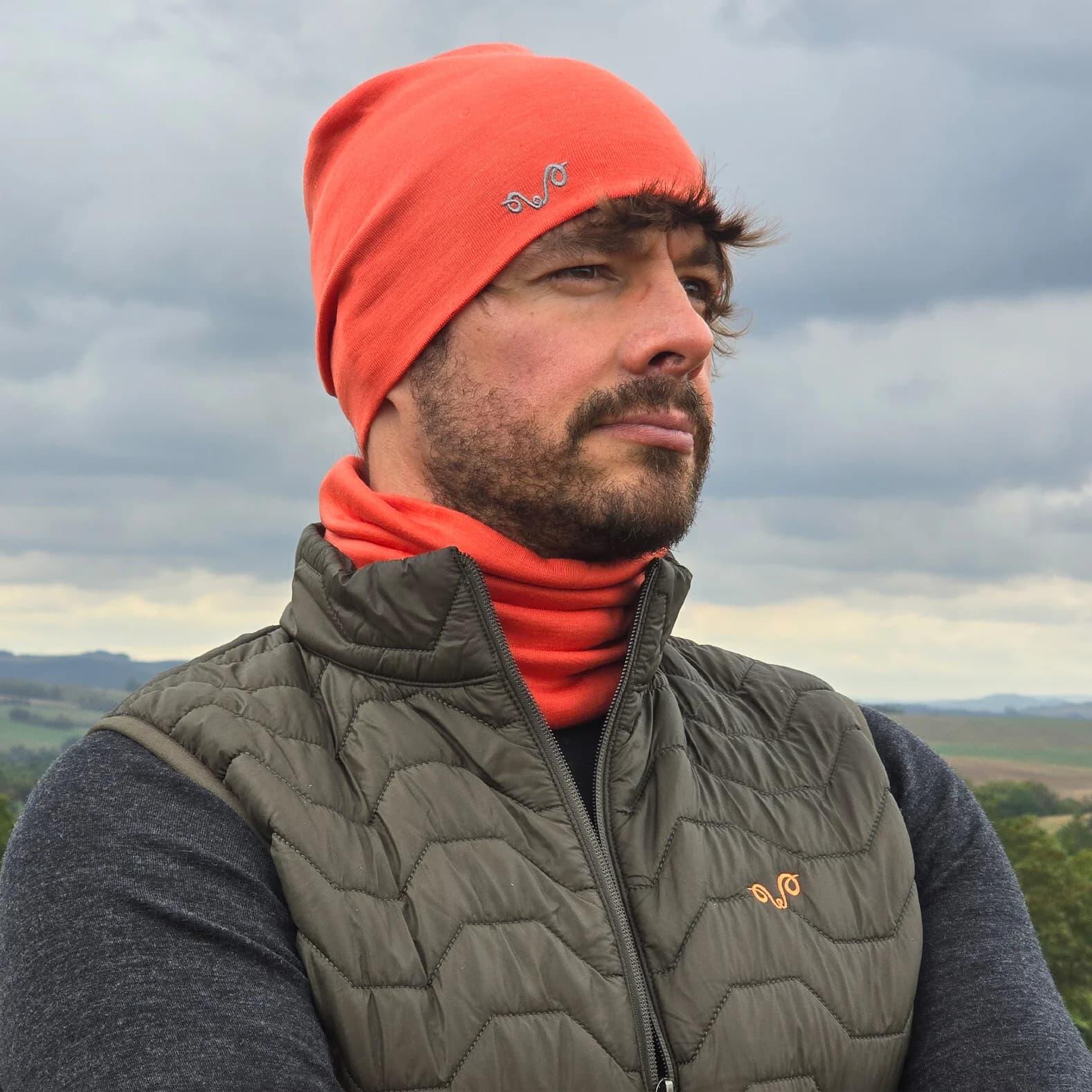 Czapka trekkingowa z 100% wełny merino