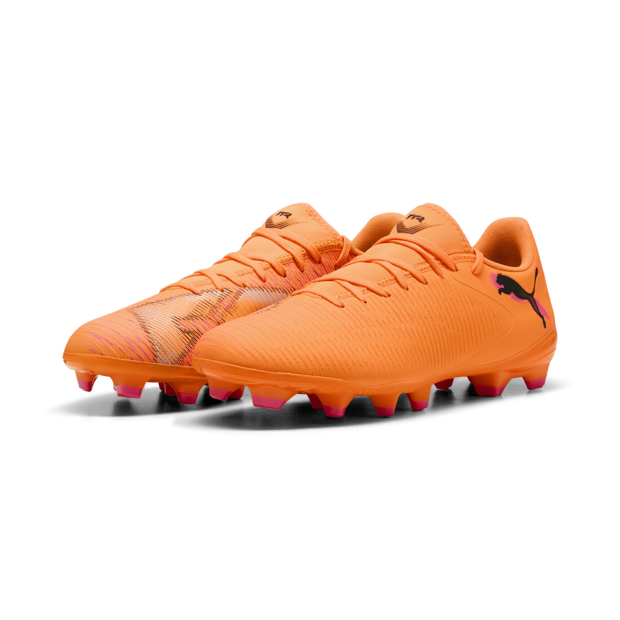 Buty piłkarskie unisex FUTURE 8 PLAY FG/AG PUMA