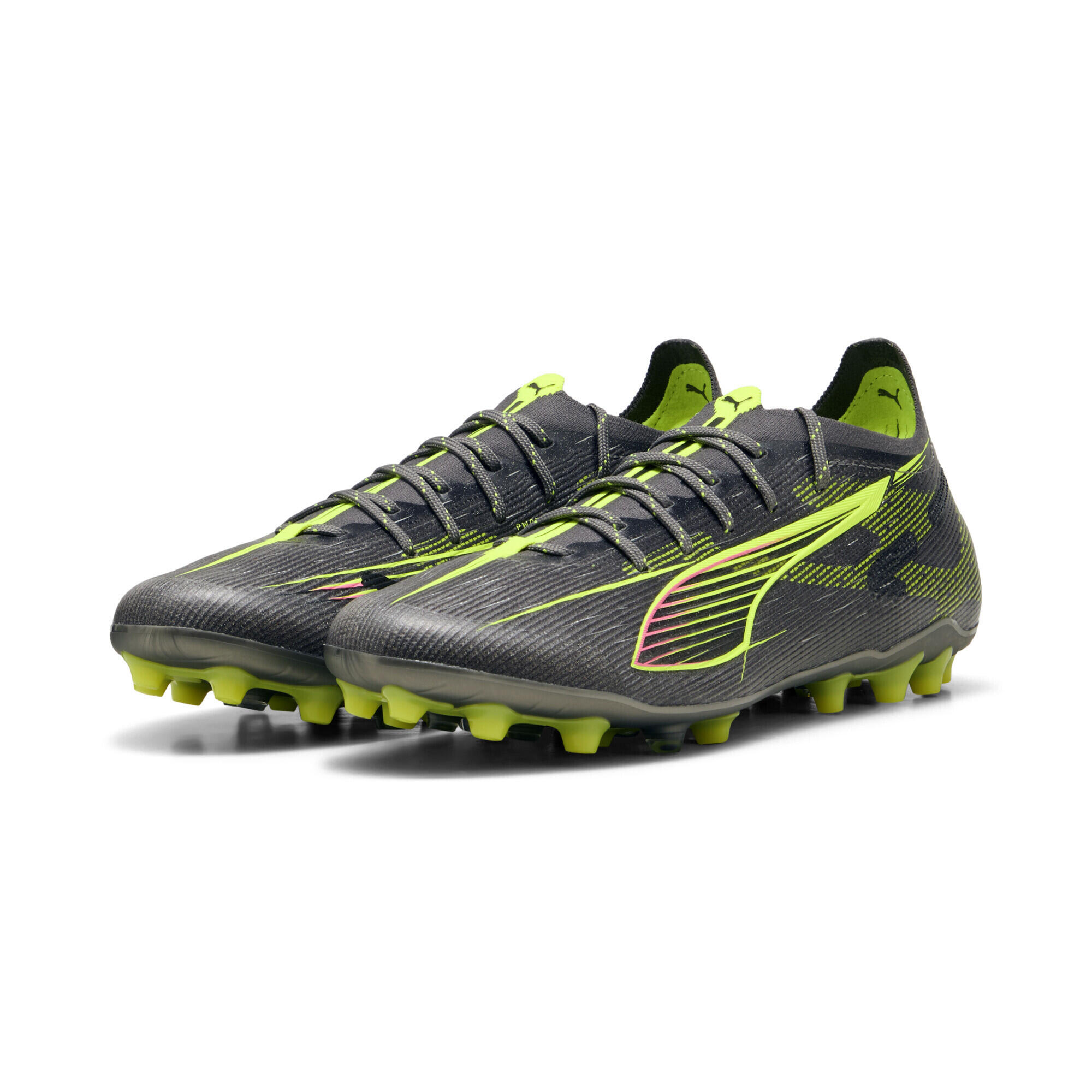 Buty piłkarskie ULTRA 5 ULTIMATE MG PUMA