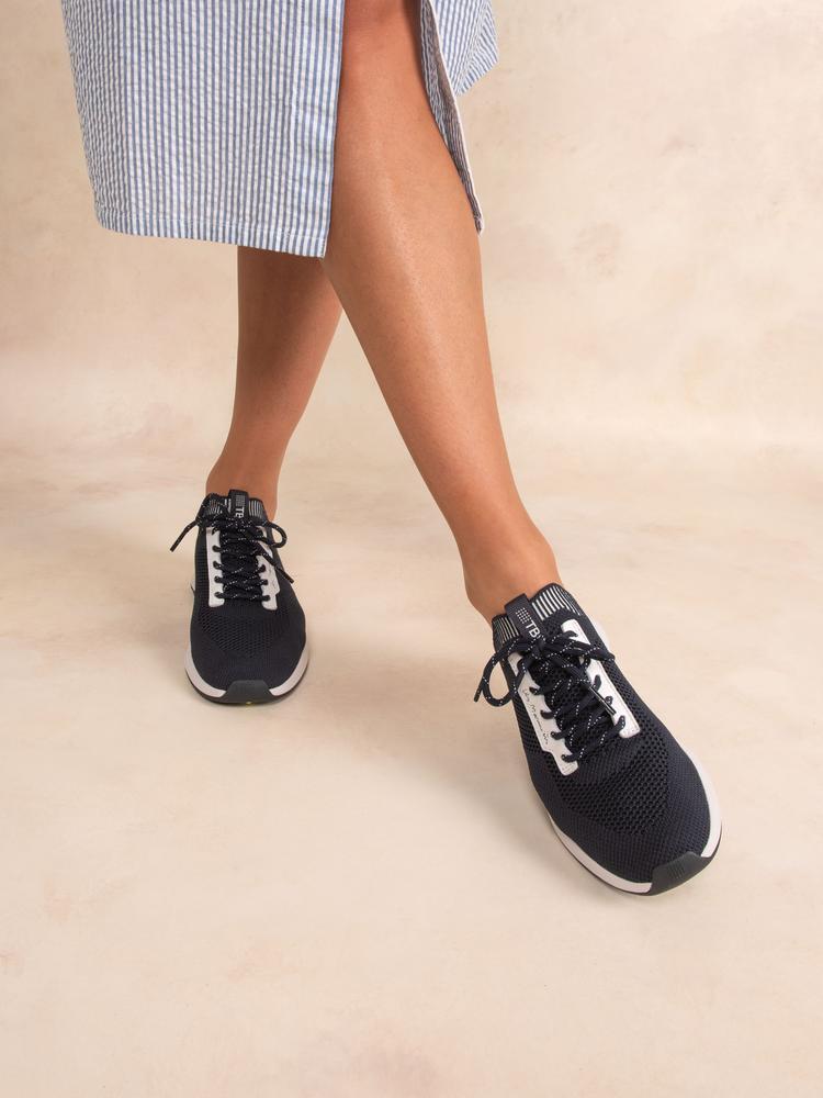 Buty sportowe damskie TBS Jellina