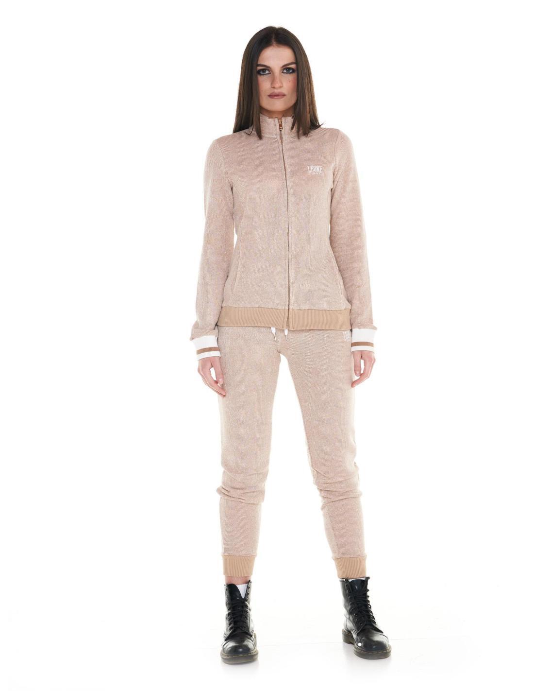 Damski dres w odcieniach ziemi
