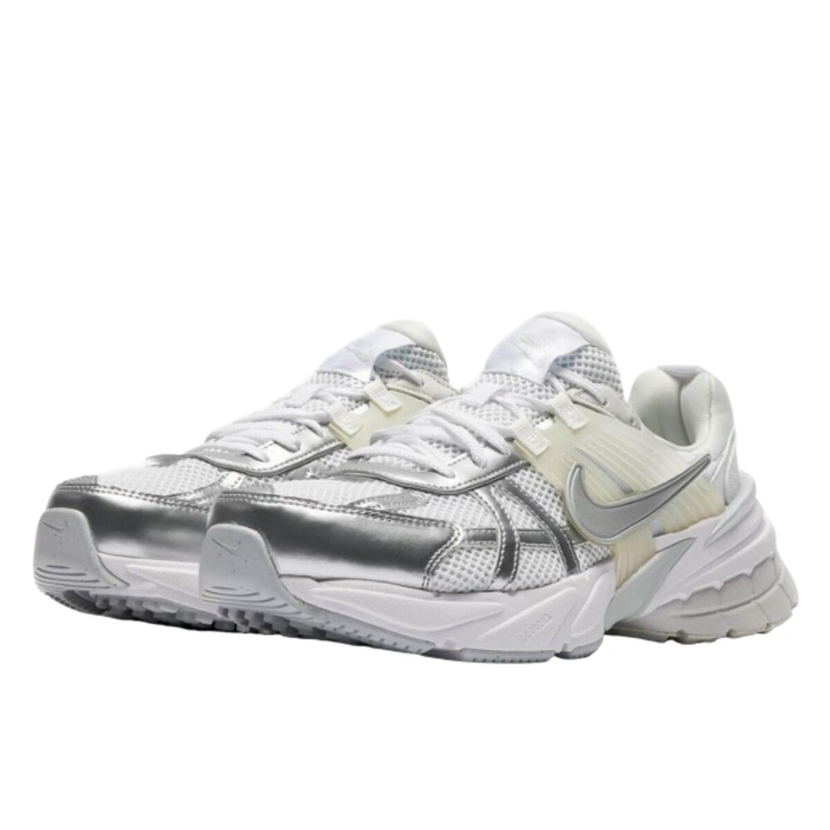 Nike V2K Run Metallic Silver White