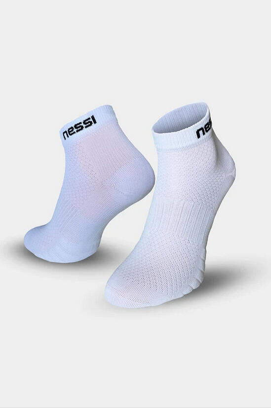 Bezszwowe skarpety oddychające Nessi Sportswear