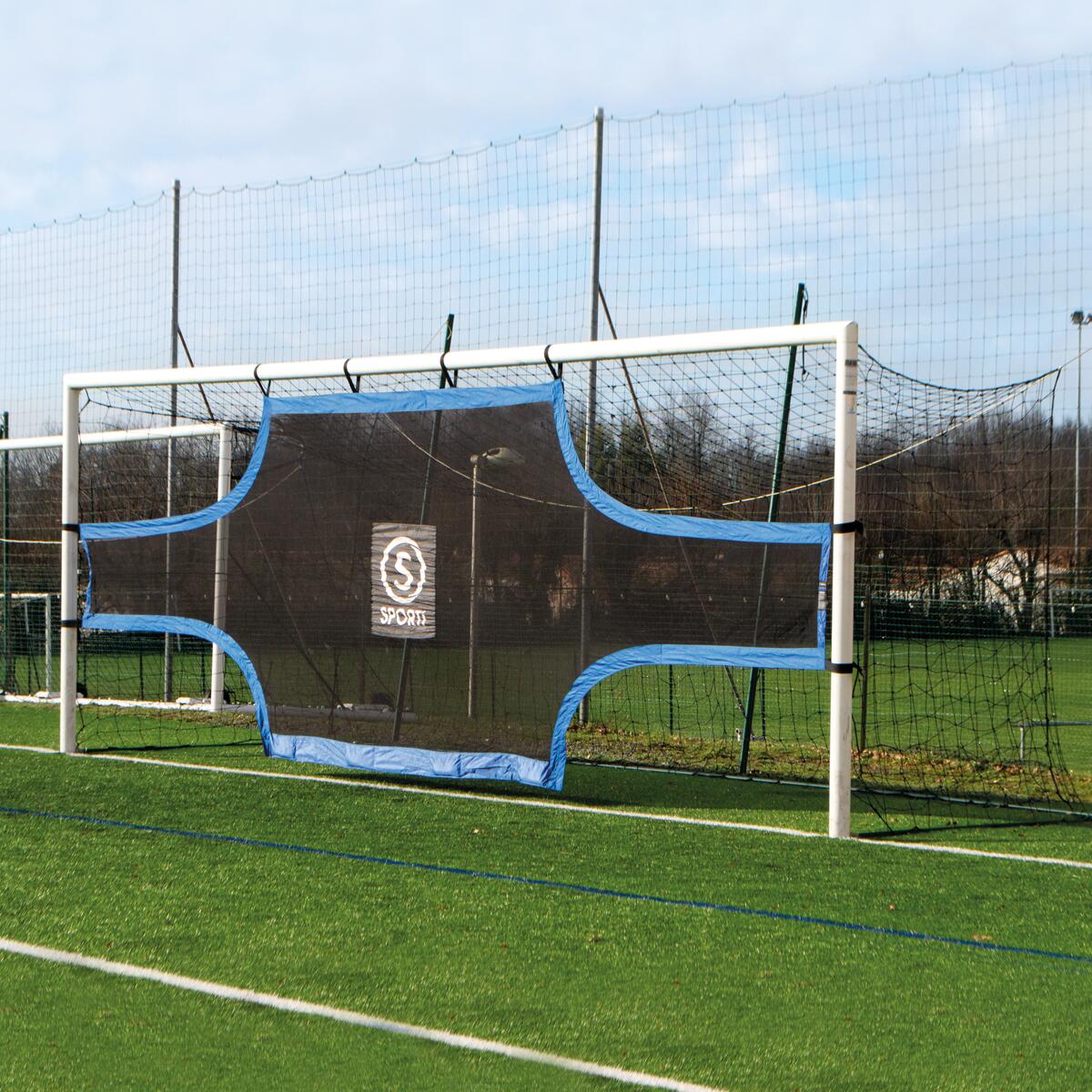 Cel z samonastawną podstawą dla bramki 11 Sporti
