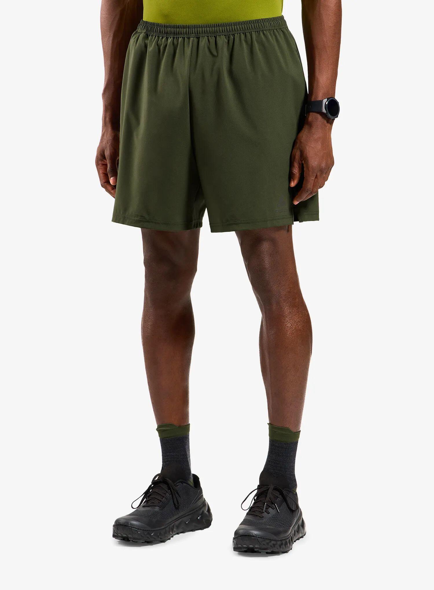 Spodenki do biegania Odlo Essential 6 Inch Short