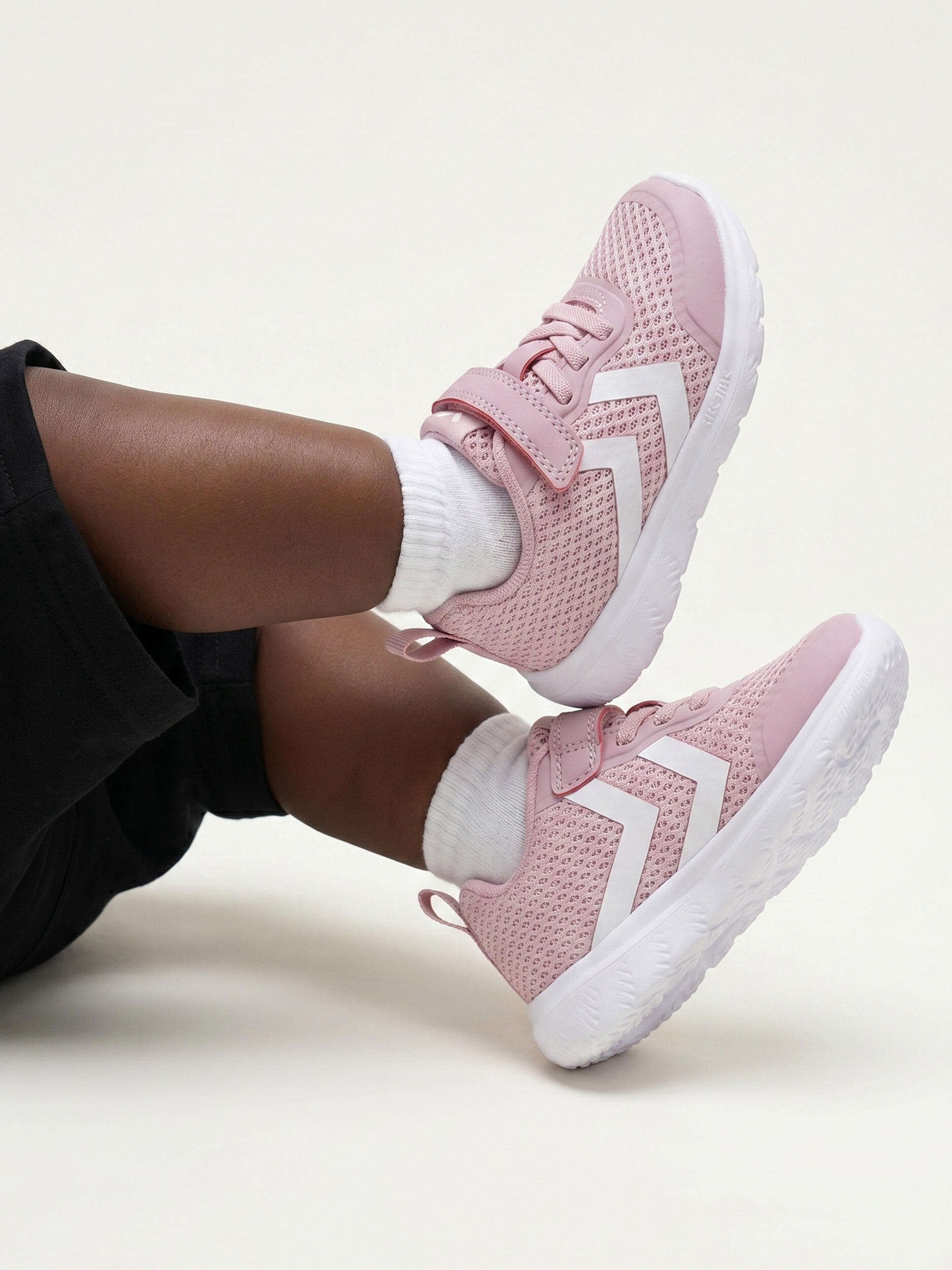 Sneakersy dla dzieci Hummel Actus Recycled