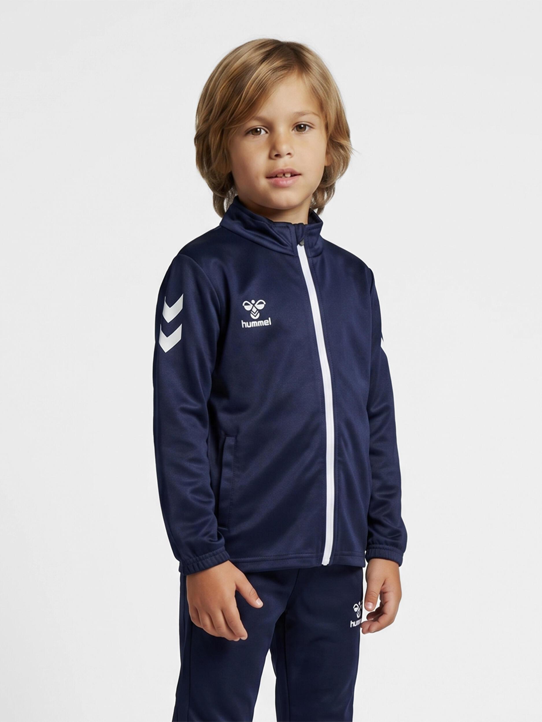 Dres z logo dla dzieci Hummel