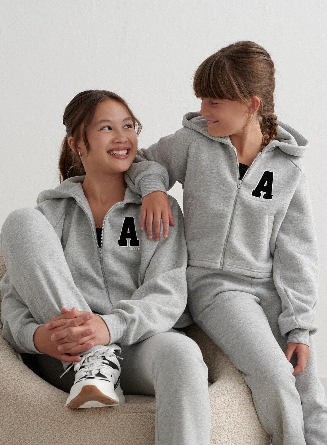 Dziewczęca bluza rozpinana z kapturem drapana luźna Young Zip Hood szary melanż