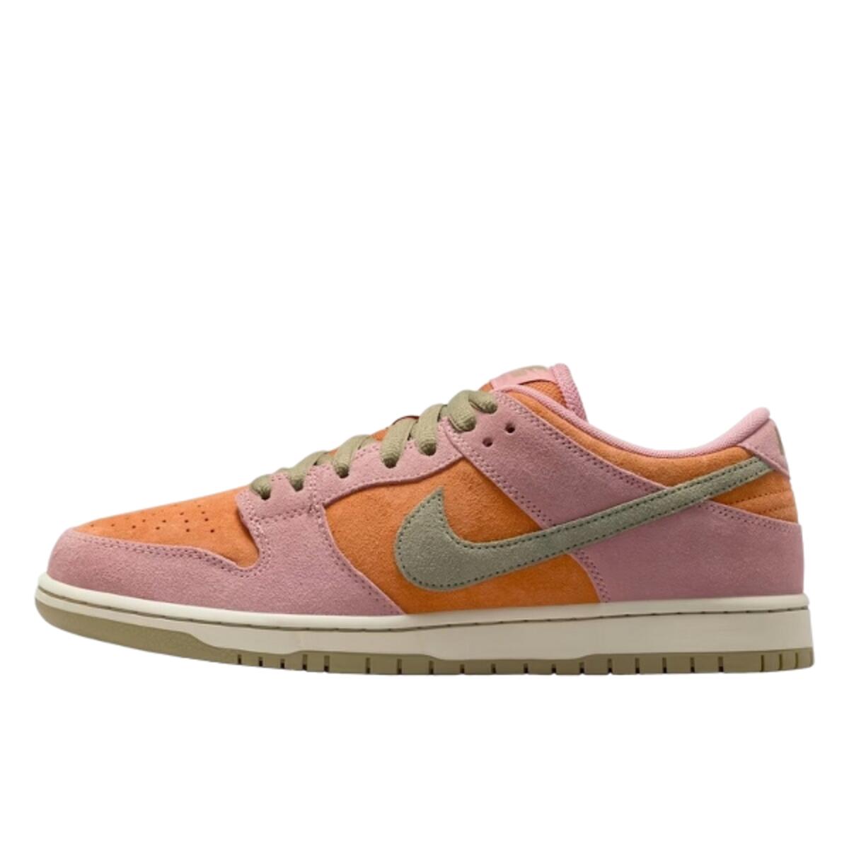 Nike SB Dunk Low Red Stardust