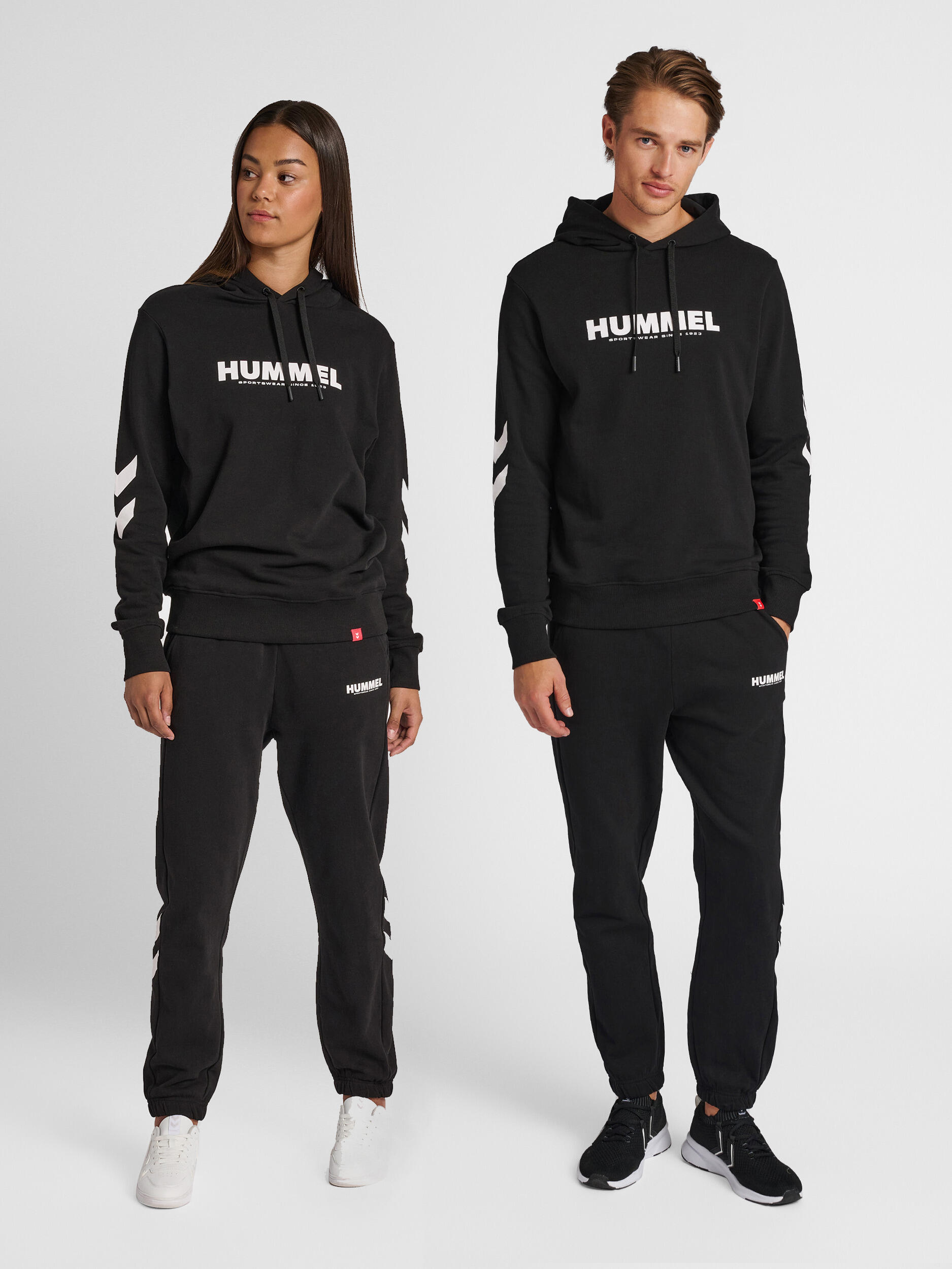 Bluza z kapturem Hummel Legacy Logo