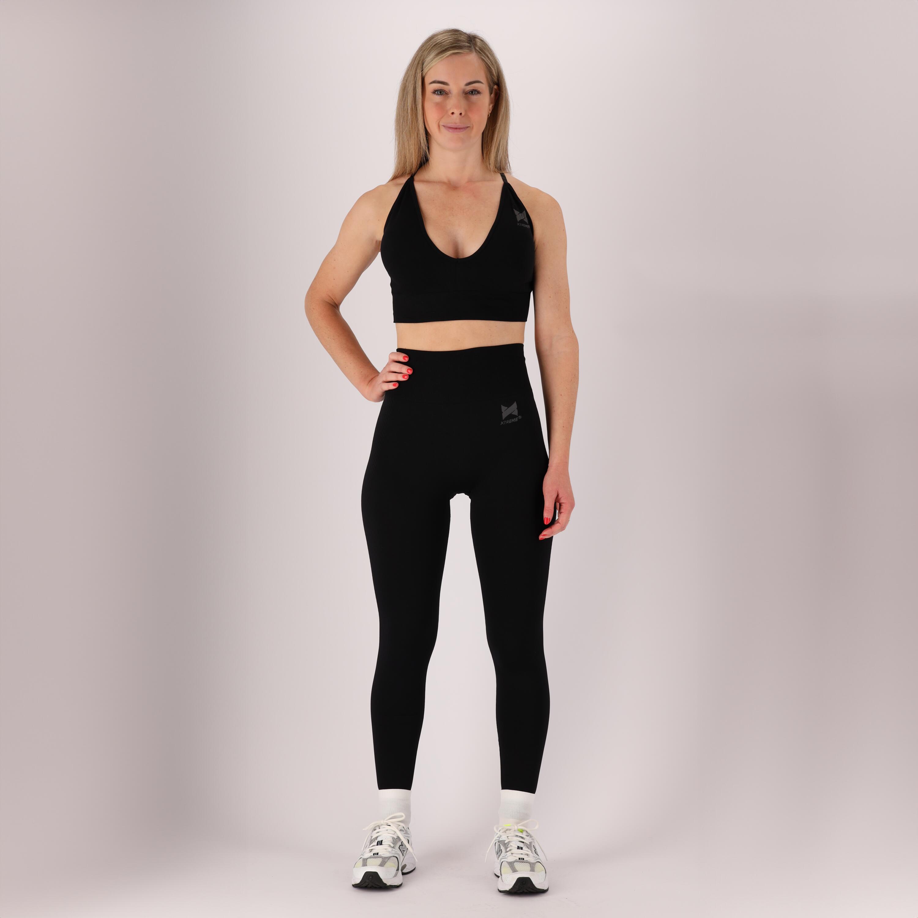 Damski zestaw sportowy - Legginsy/stanik - Czarny