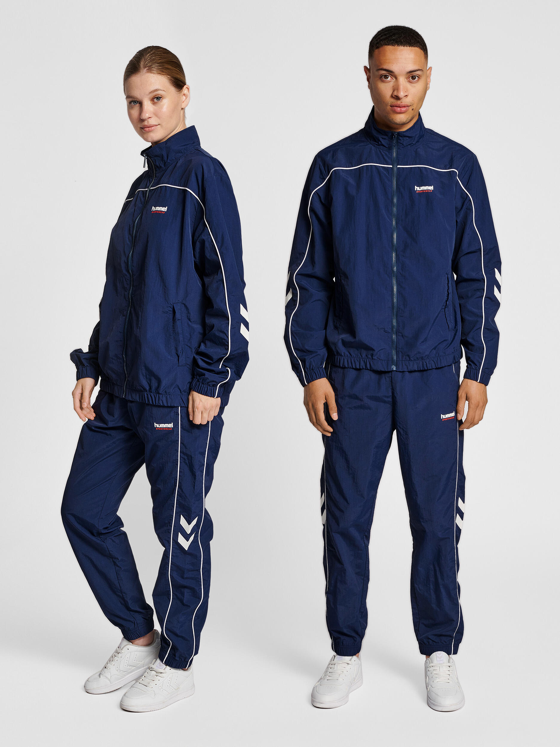 Bluza dresowa zapinana na zamek błyskawiczny Hummel Legacy Celab