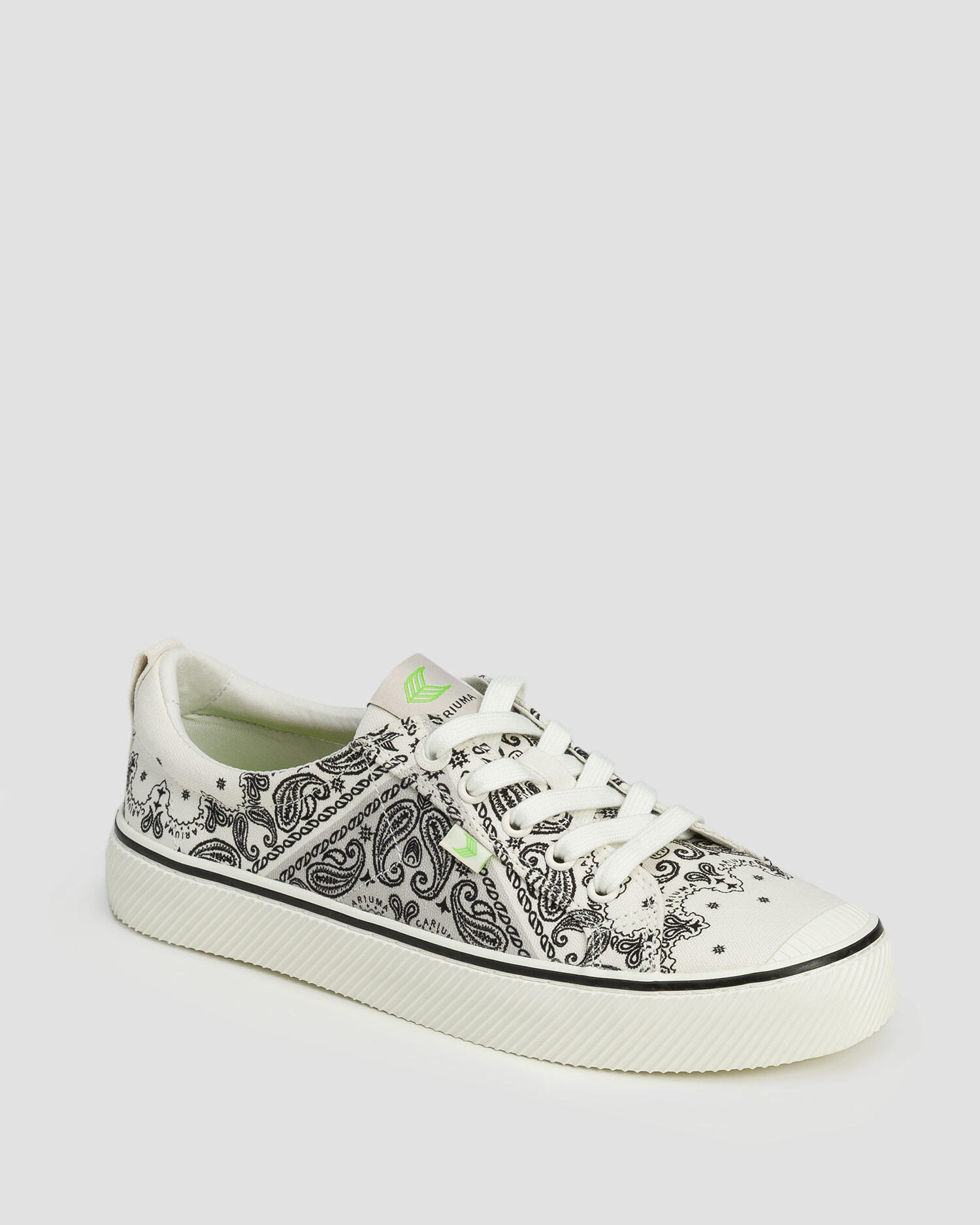Tenisówki Cariuma OCA Low Off-White Bandana Canvas