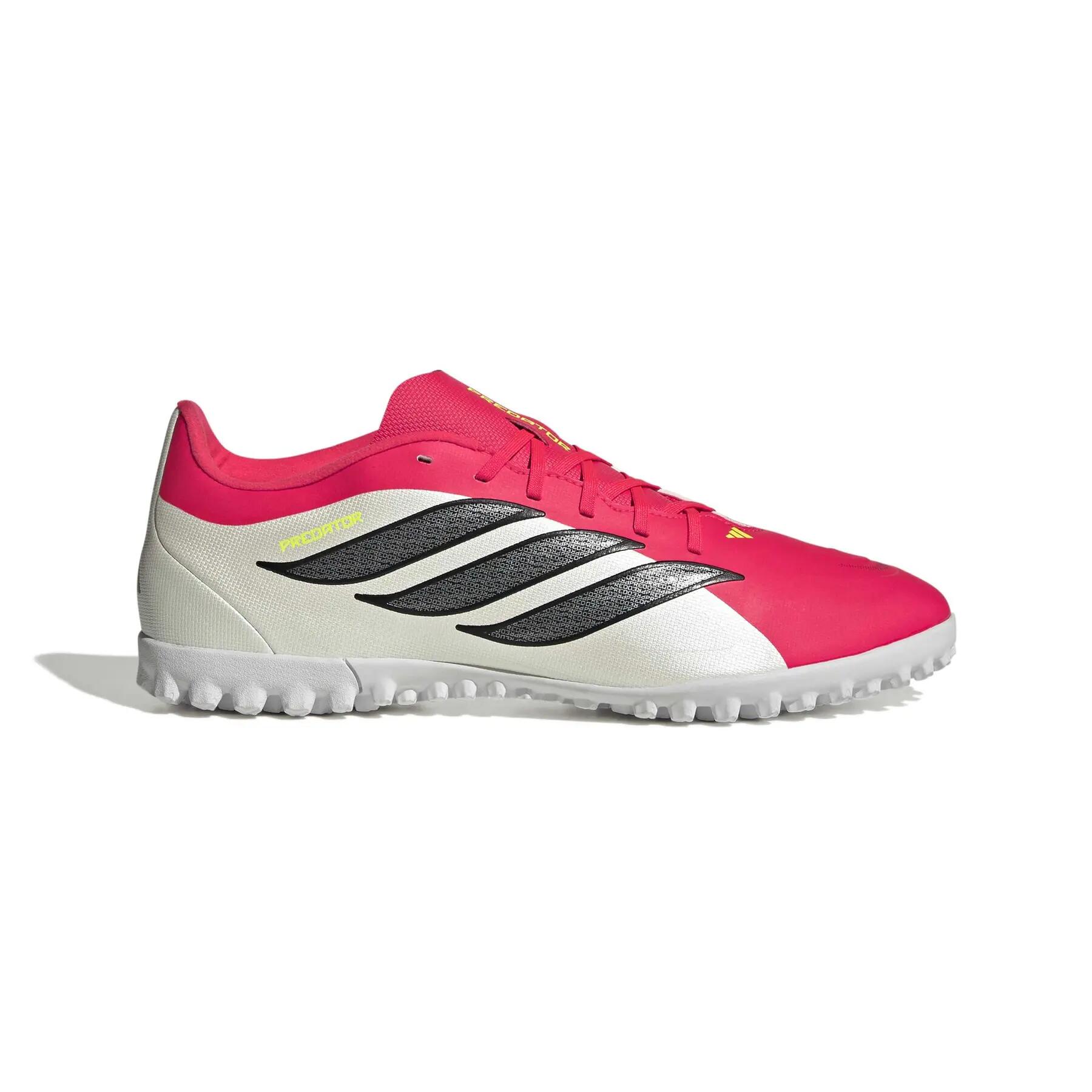 Buty piłkarskie adidas Predator Club TF