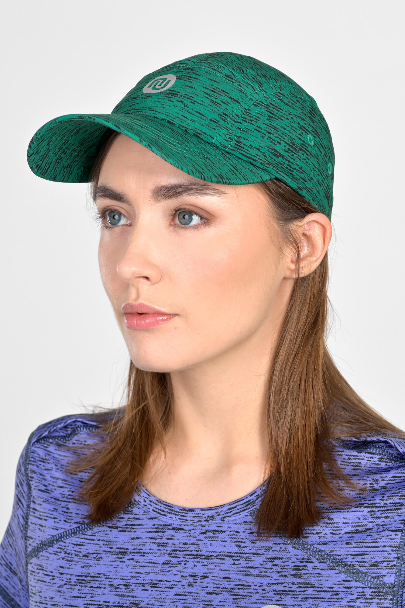 Czapka z daszkiem do biegania Unisex Nessi Sportswear