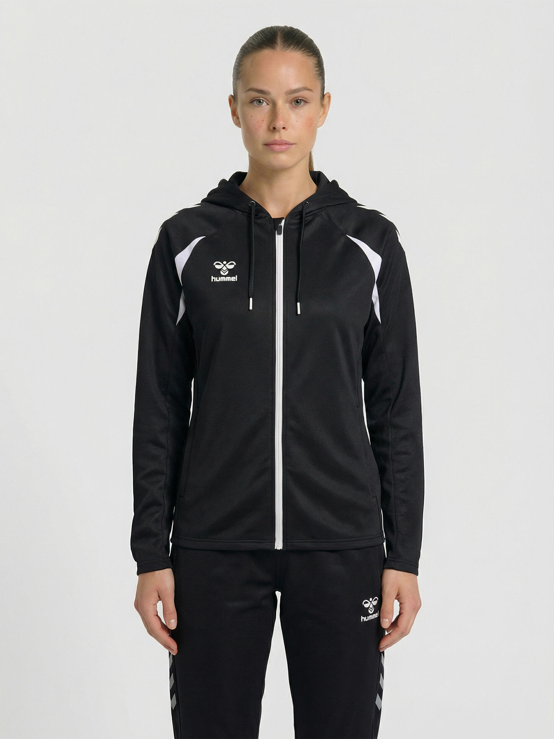 Damska bluza dresowa z kapturem Hummel Core 2.0