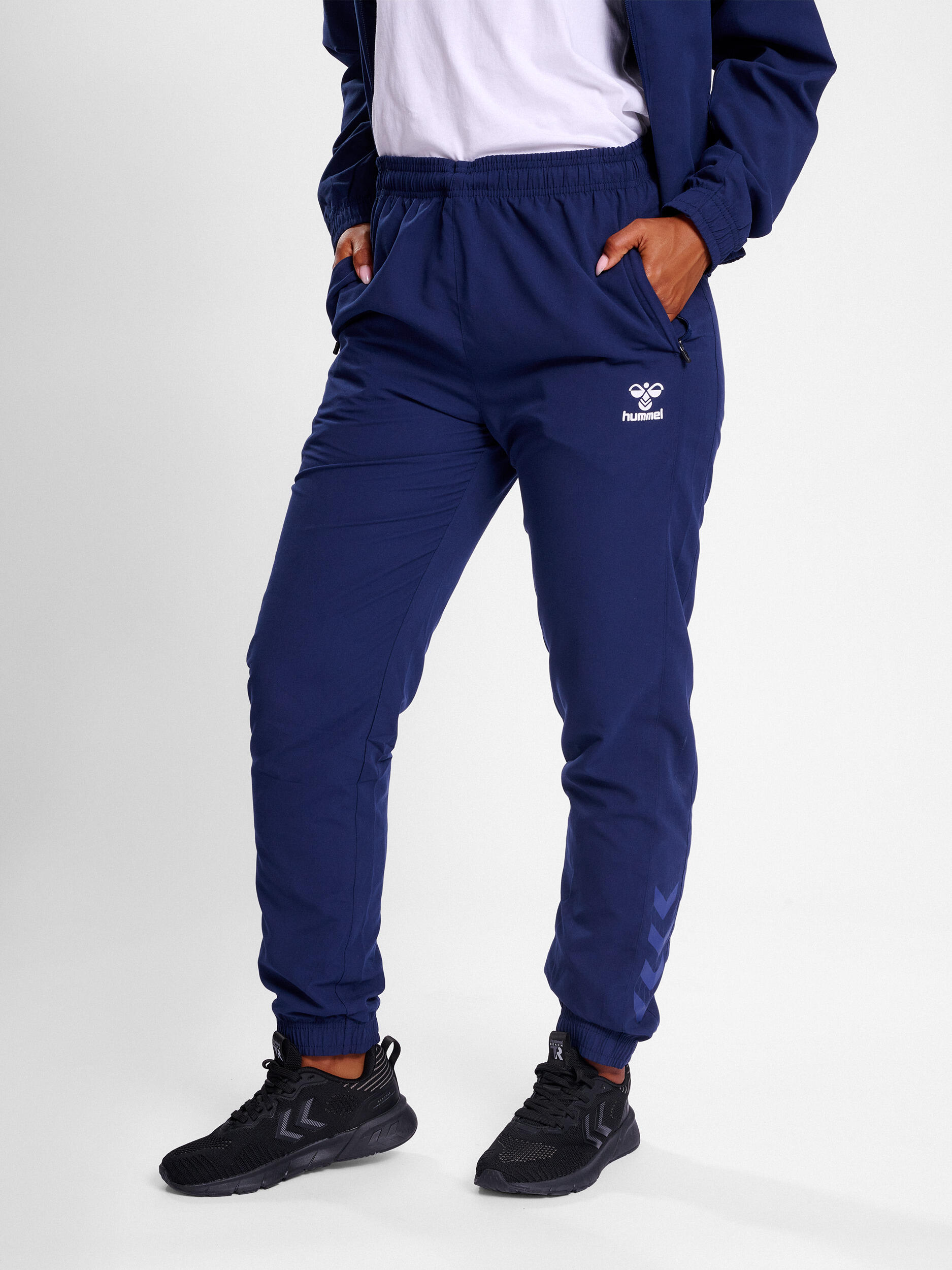 Damskie spodnie dresowe Hummel Travel