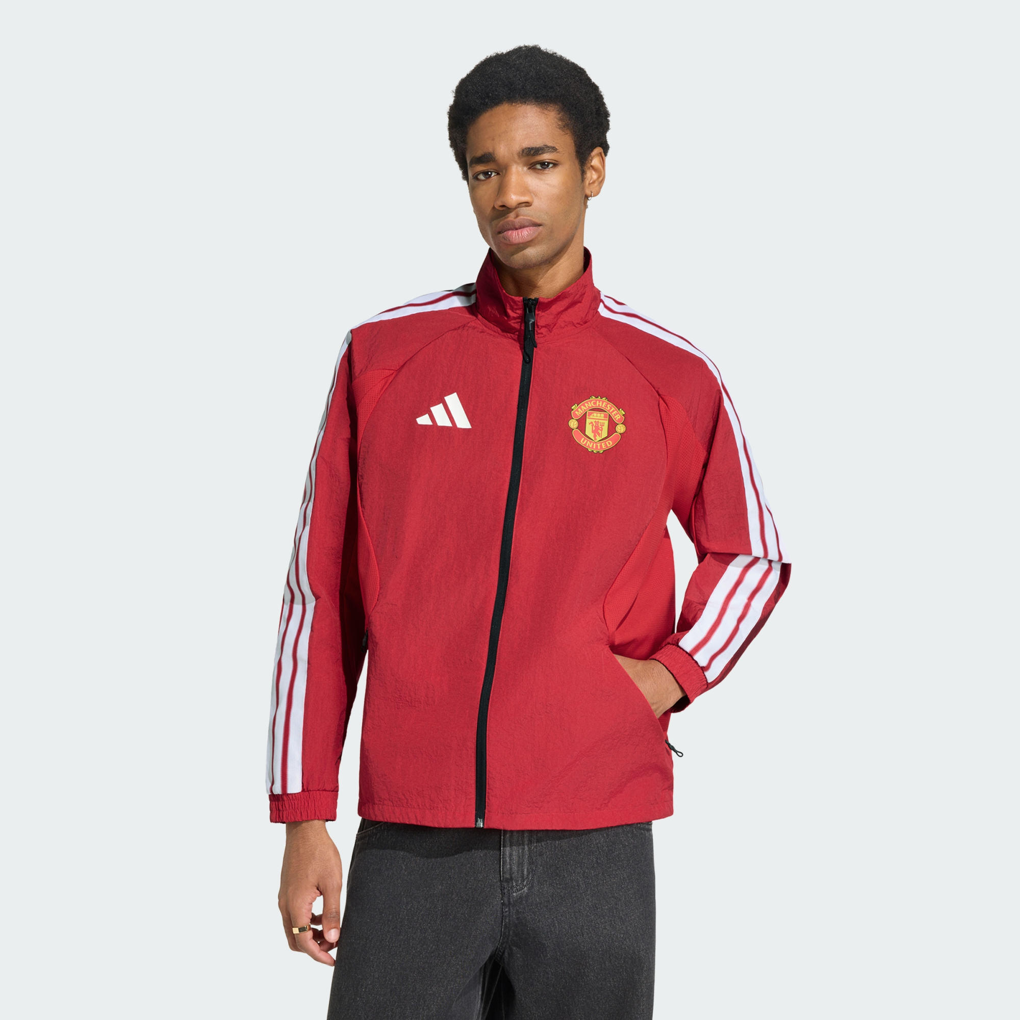 Podstawowa bluza reprezentacyjna Manchester United