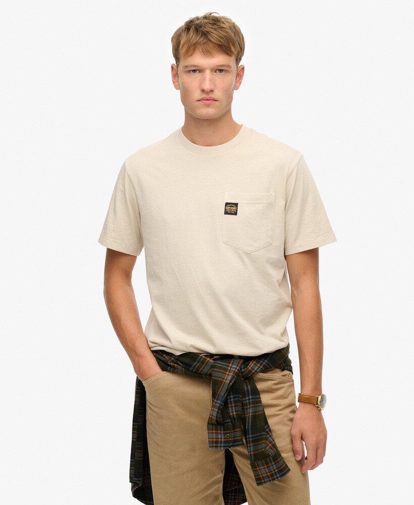 T-shirt z kieszonką i kontrastowymi przeszyciami Superdry