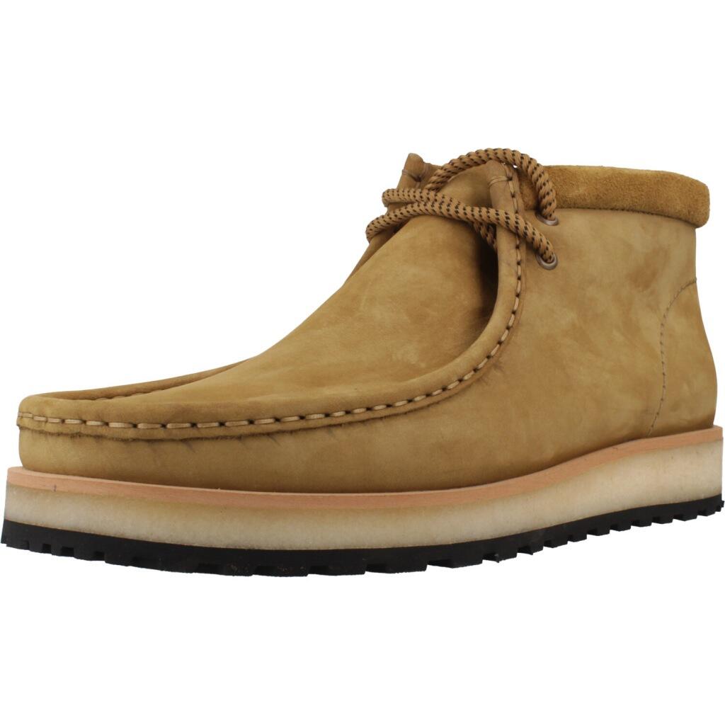 Buty CLARKS ORIGINALS WALLABEE SCOUT Jasnobrązowy