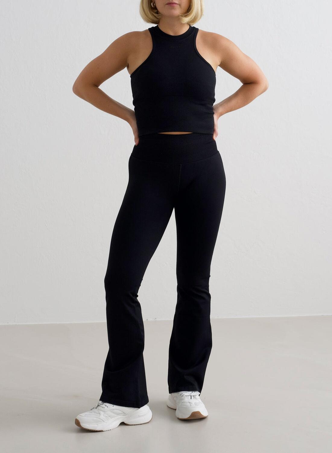 Damskie legginsy bezszwowe rozszerzane, squat proof Shape Seamless czarne