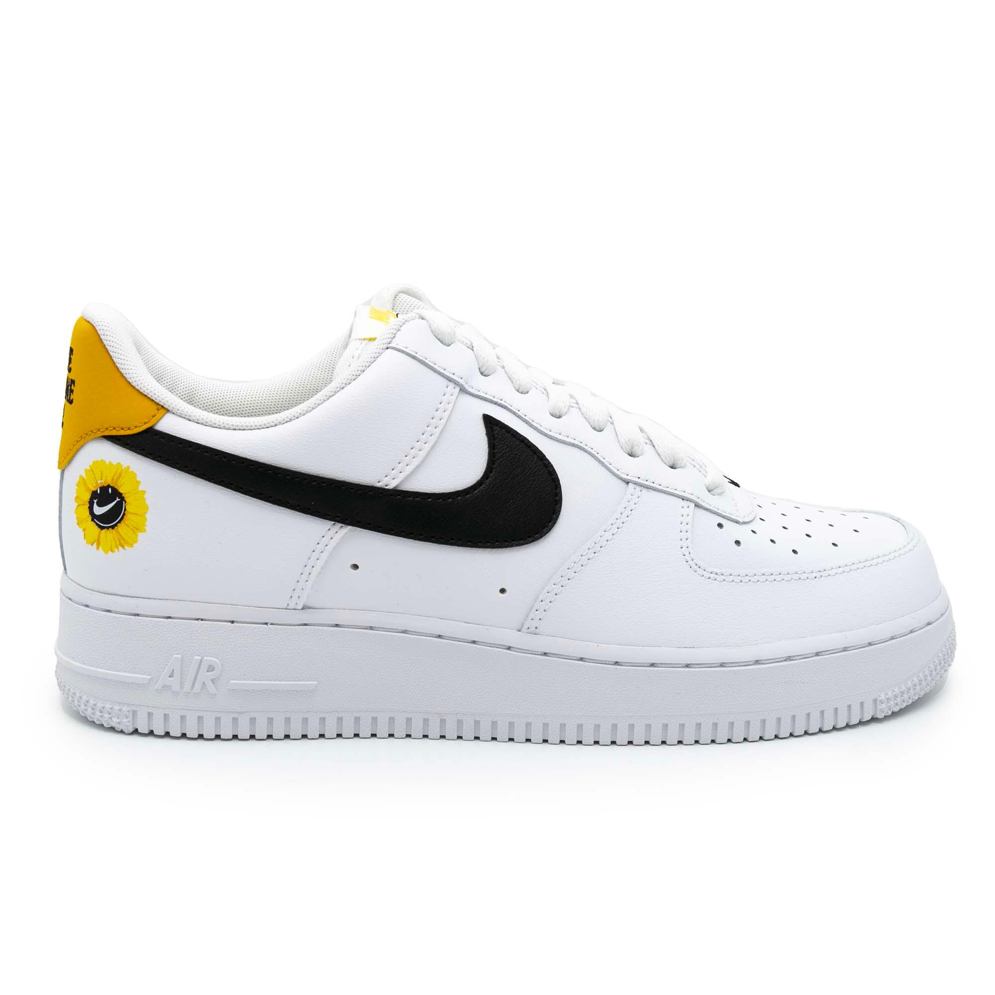 Buty Mężczyzna Nike Air Force 1 '07 Lv8 biały