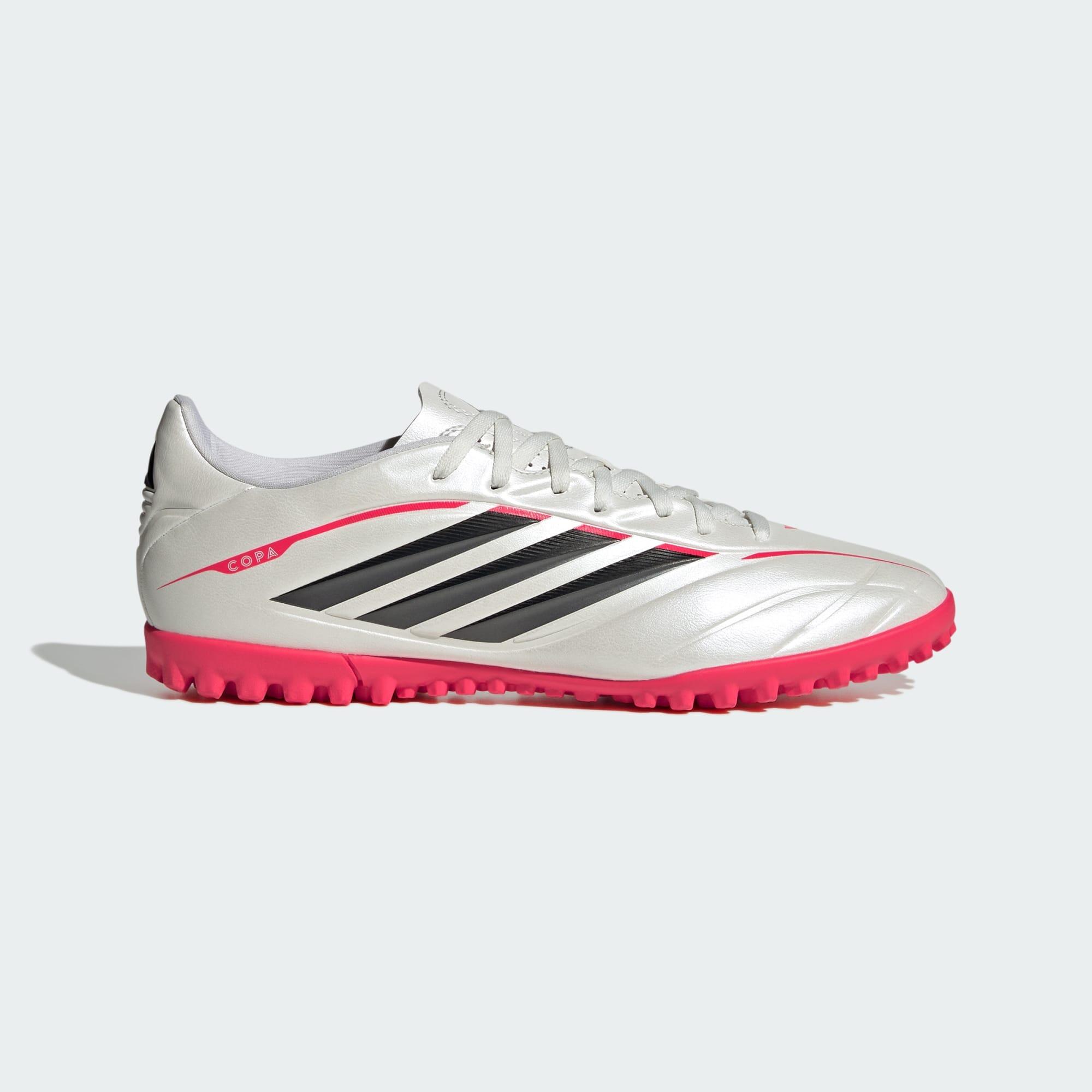Buty piłkarskie na murawę COPA PURE IV CLUB