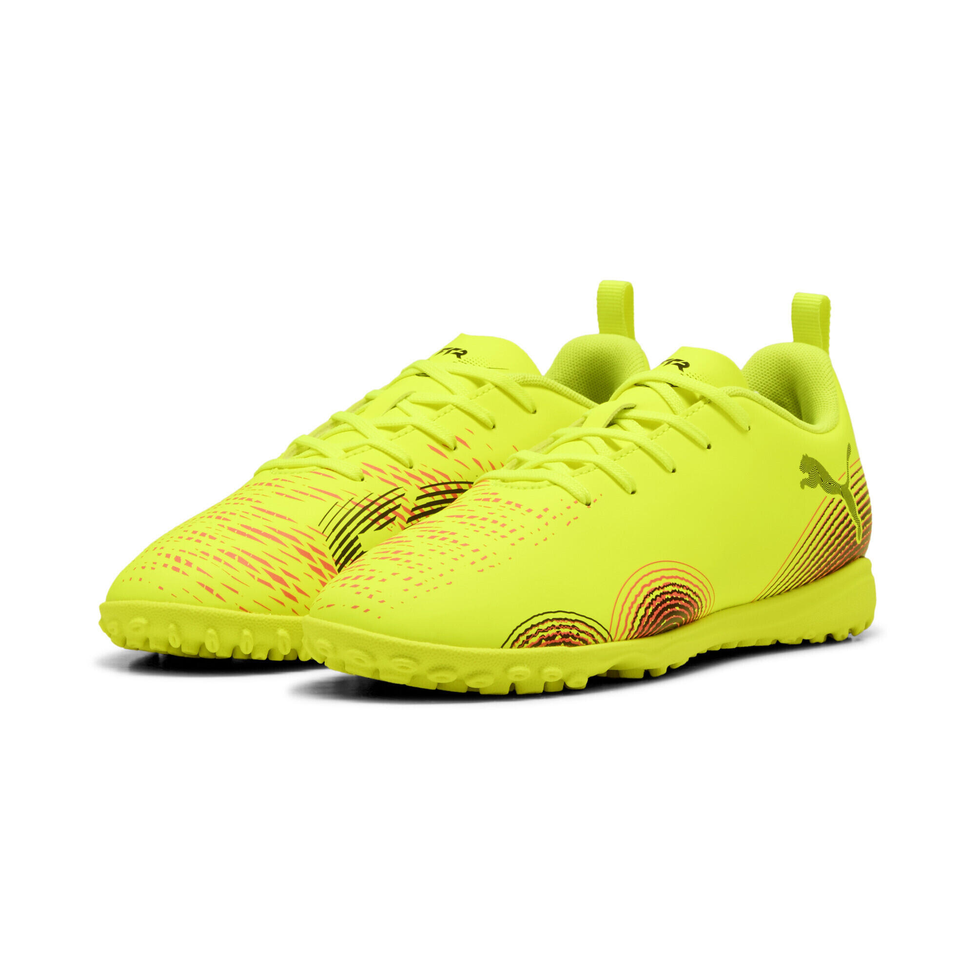 Młodzieżowe buty piłkarskie FUTURE 8 PLAY TT PUMA