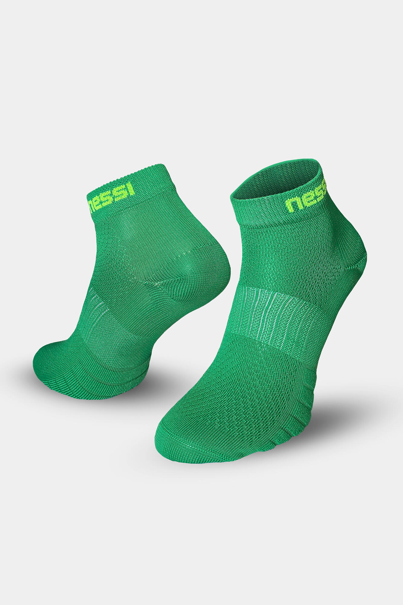Bezszwowe skarpety oddychające Nessi Sportswear