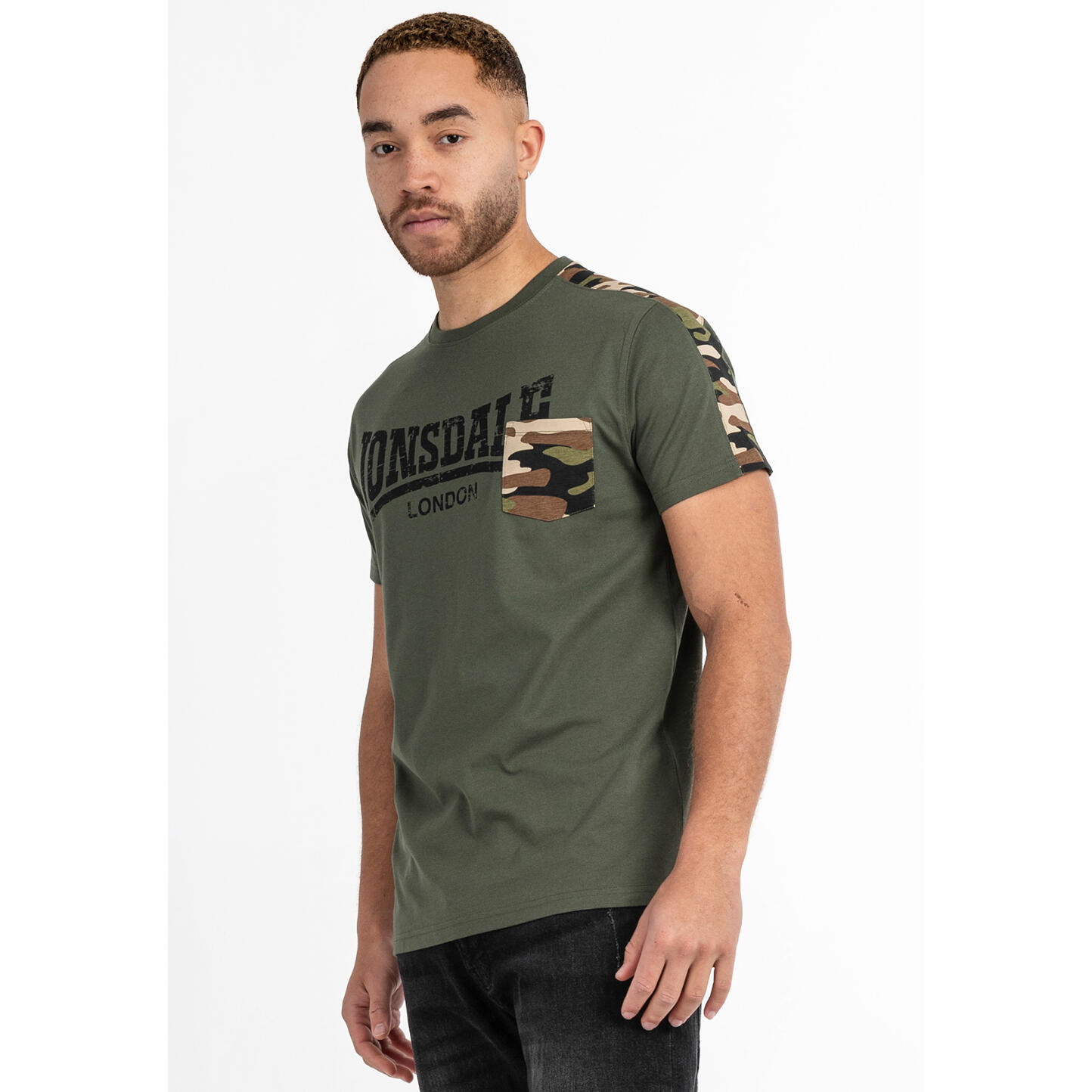 T-shirt o klasycznym kroju Lonsdale Huxter