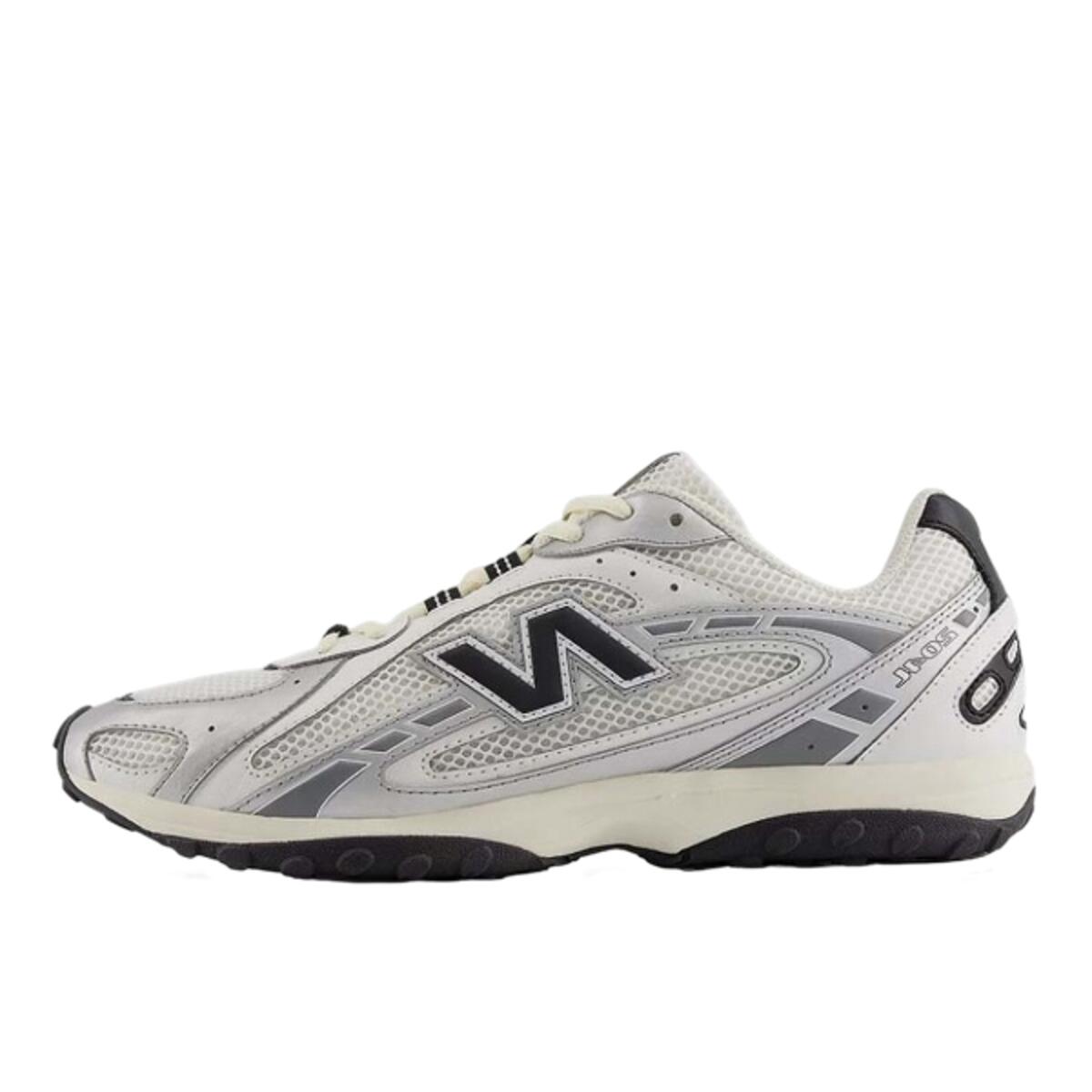 New Balance 204L Silver Metallic Black