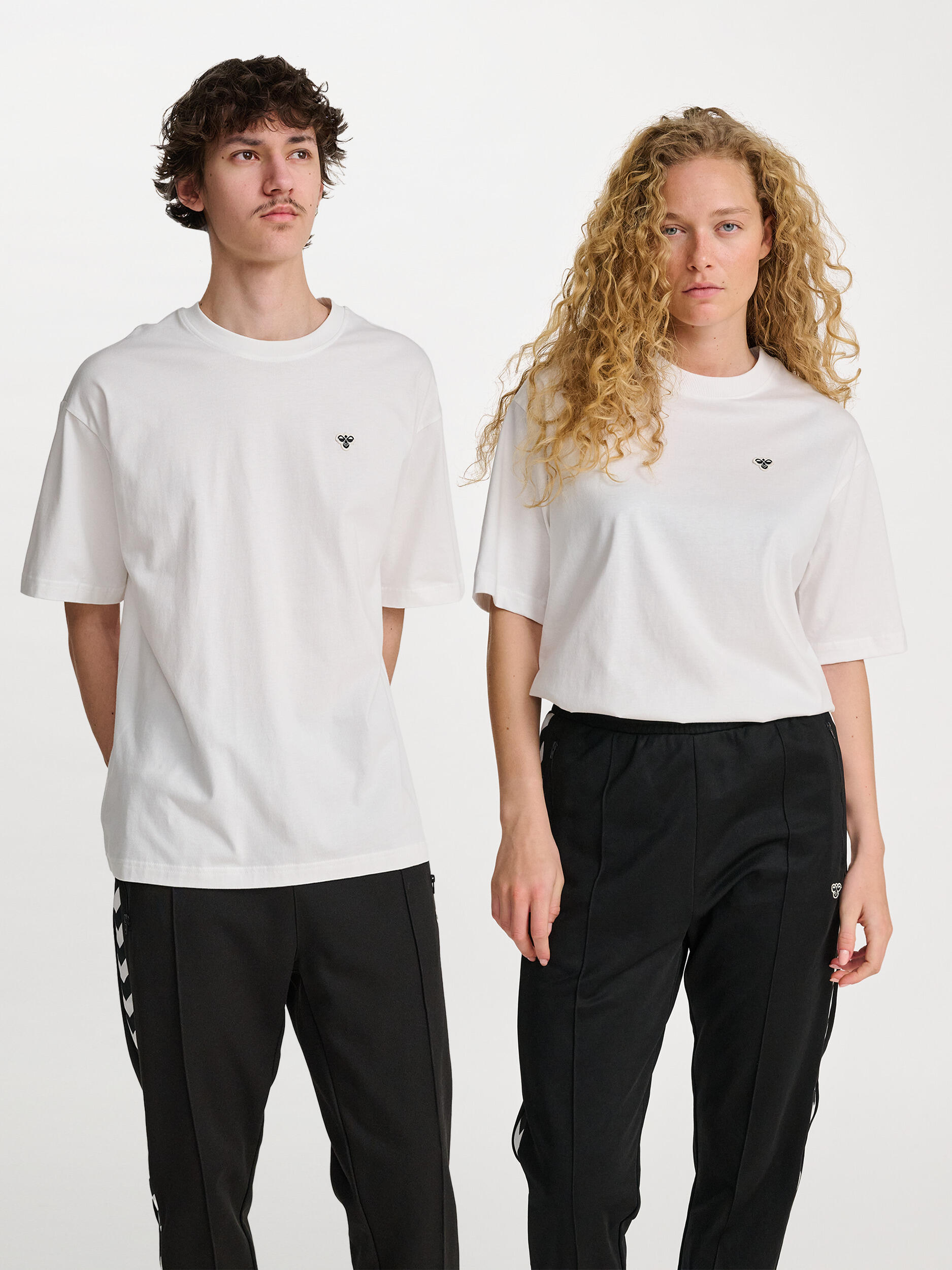 Koszulka Hummel Loose Bee
