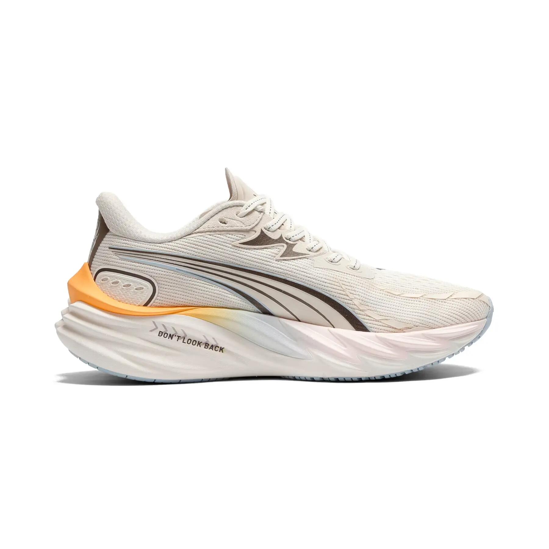 Damskie buty do biegania Puma Velocity Nitro 4 RC