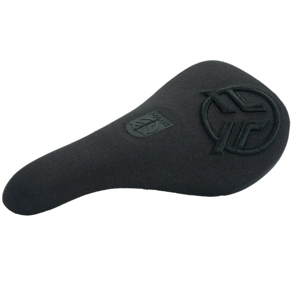 Saddle slim Federal Pivotal Logo